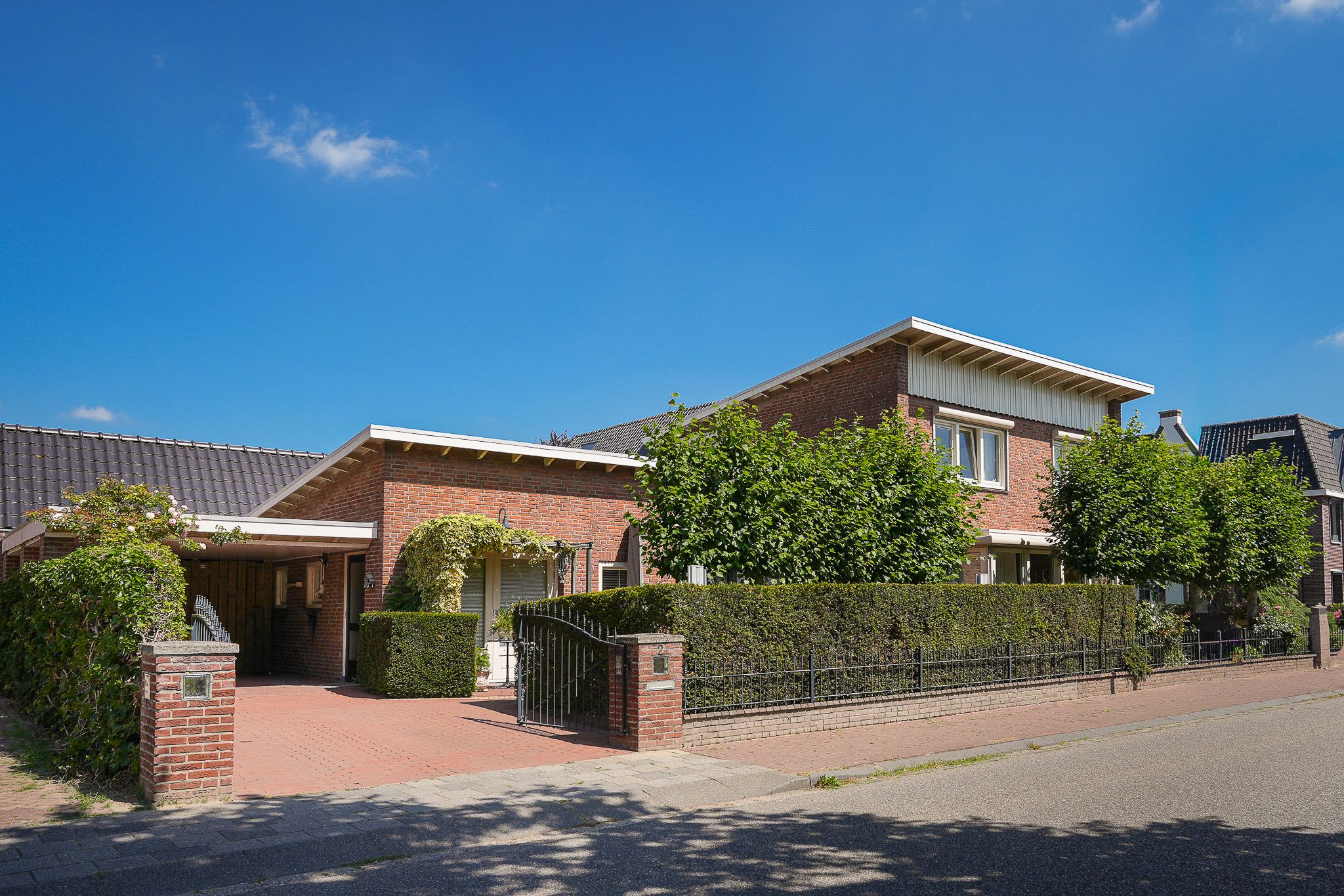 Foto van Rozenstraat 2, Beneden-Leeuwen