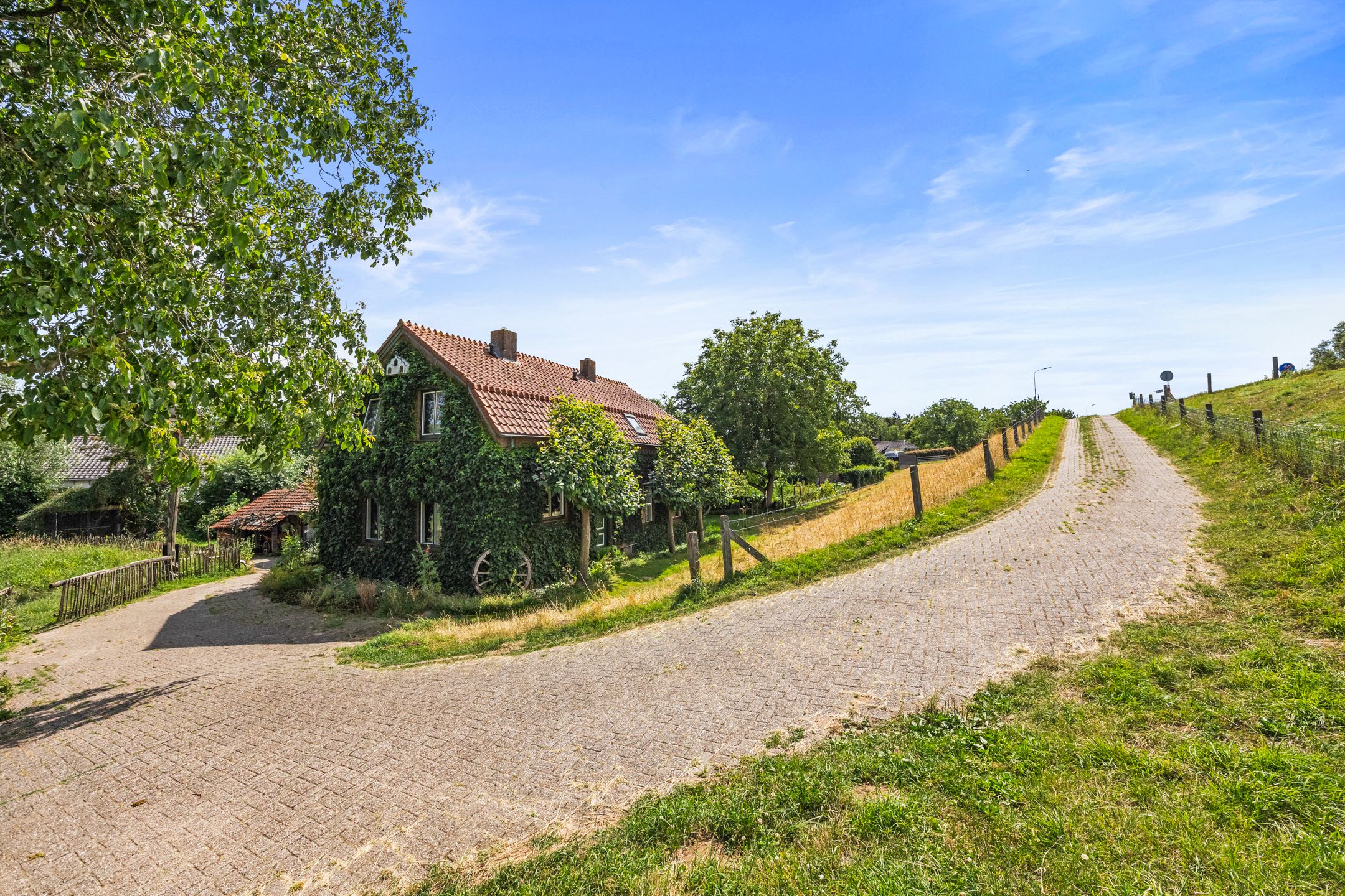 Foto van Waalbandijk 117, Wamel