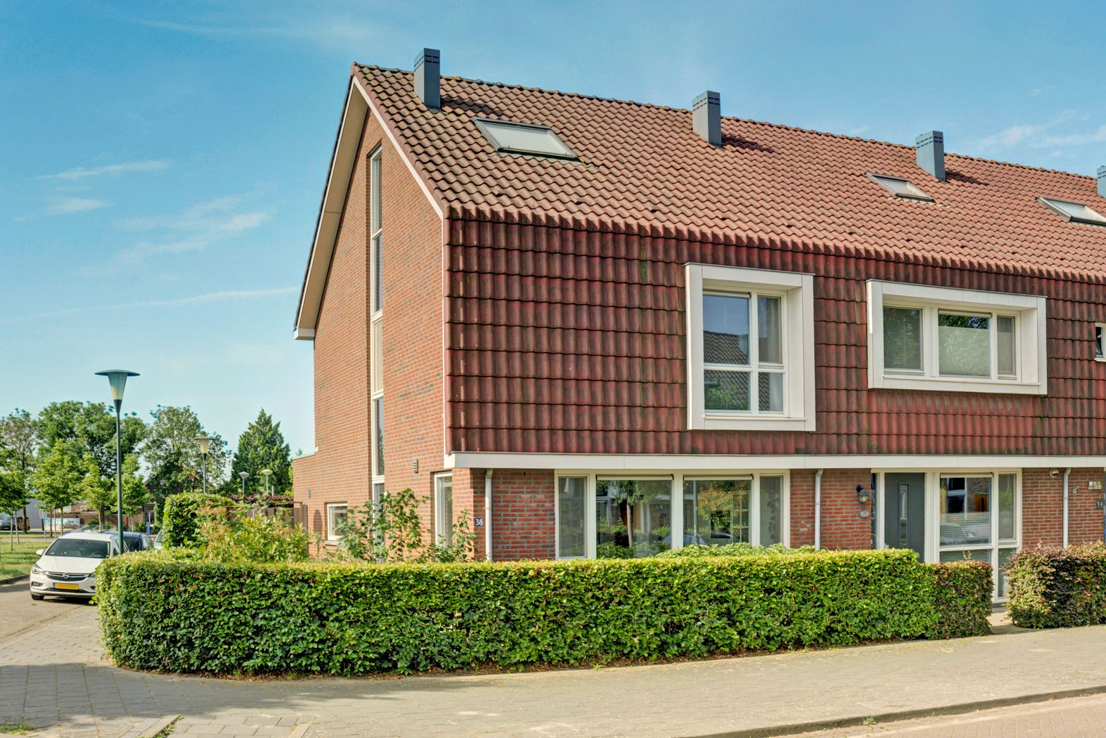 Foto van Buurmeester 38, Elst (GE)