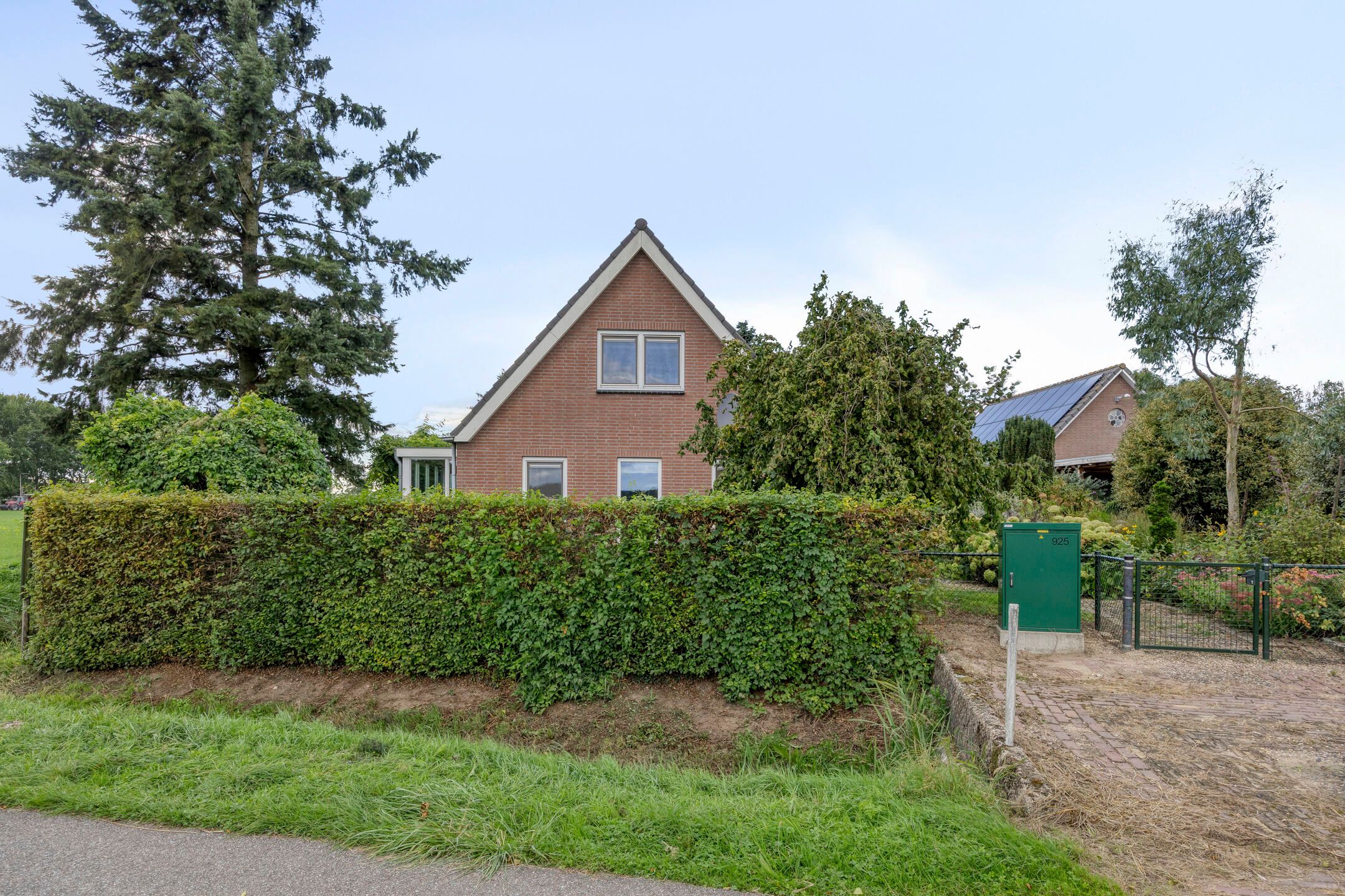Foto van Kerkstraat 1, Elst (GE)