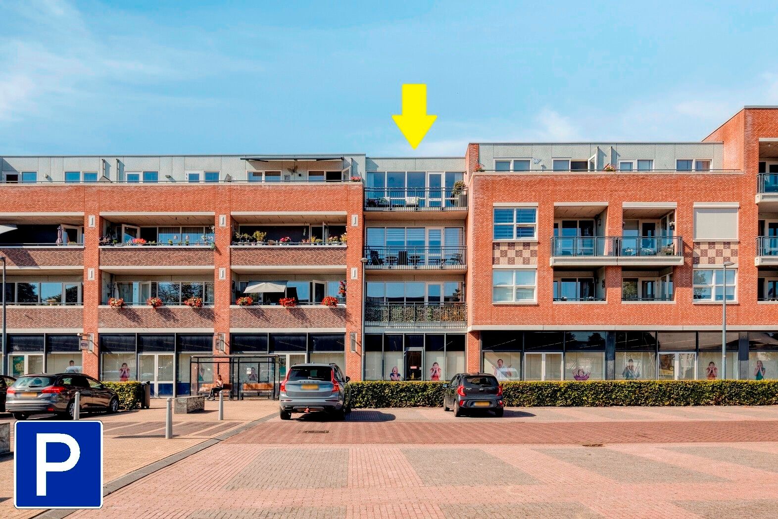 Foto van Dorpsplein 64, Dodewaard