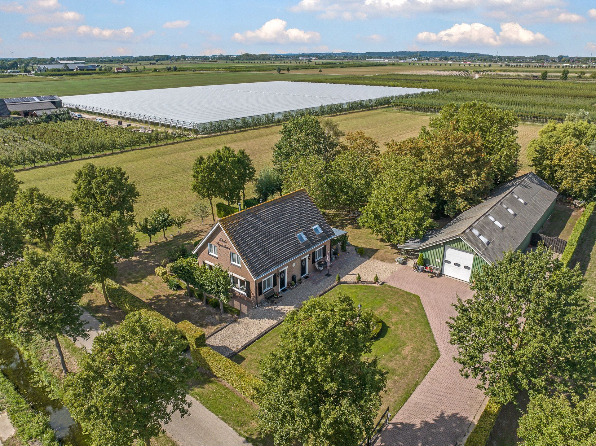 Foto van De Dreef 12, Dodewaard