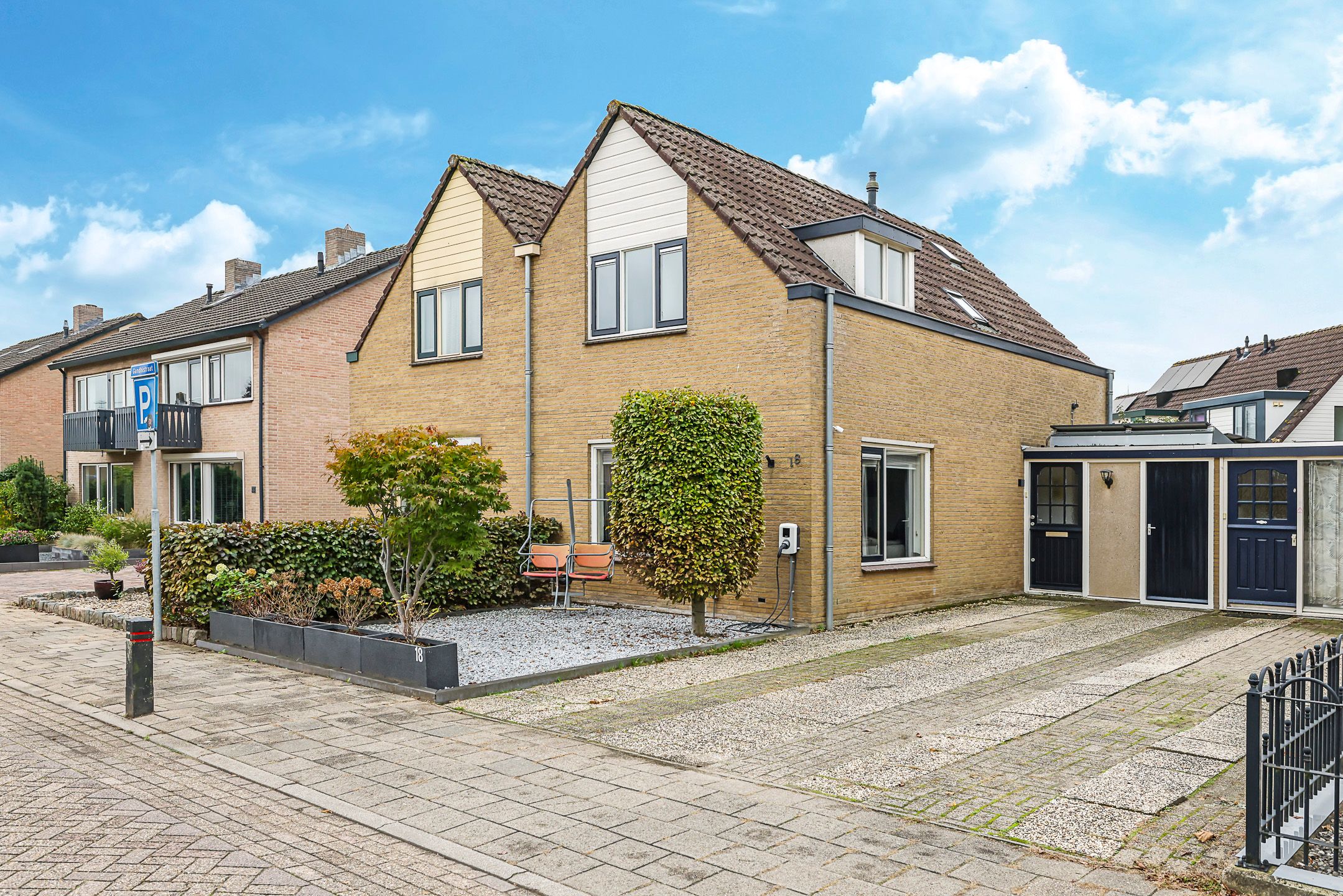 Foto van Gandhistraat 18, Zetten