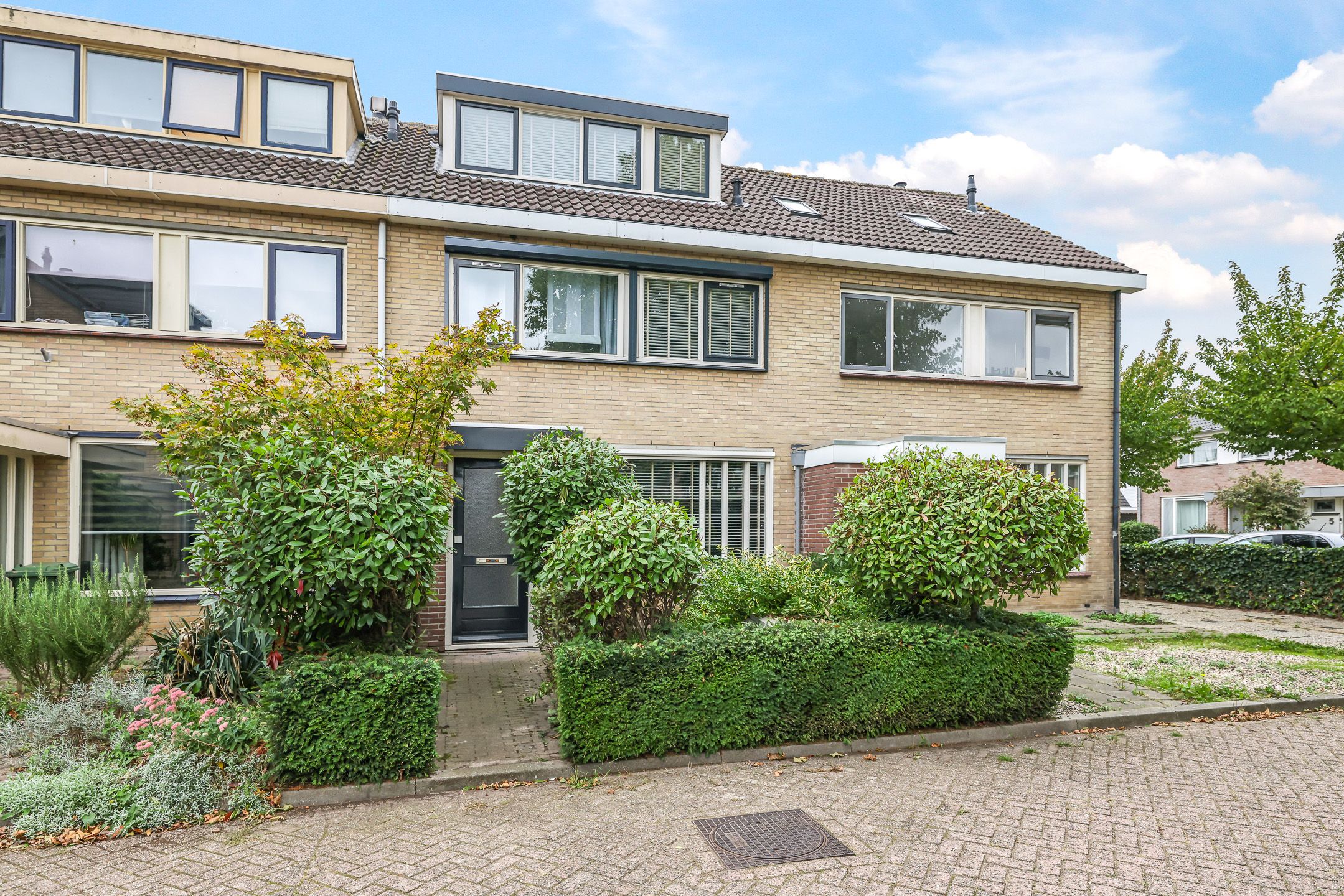 Foto van Henri Dunantplantsoen 8, Zetten