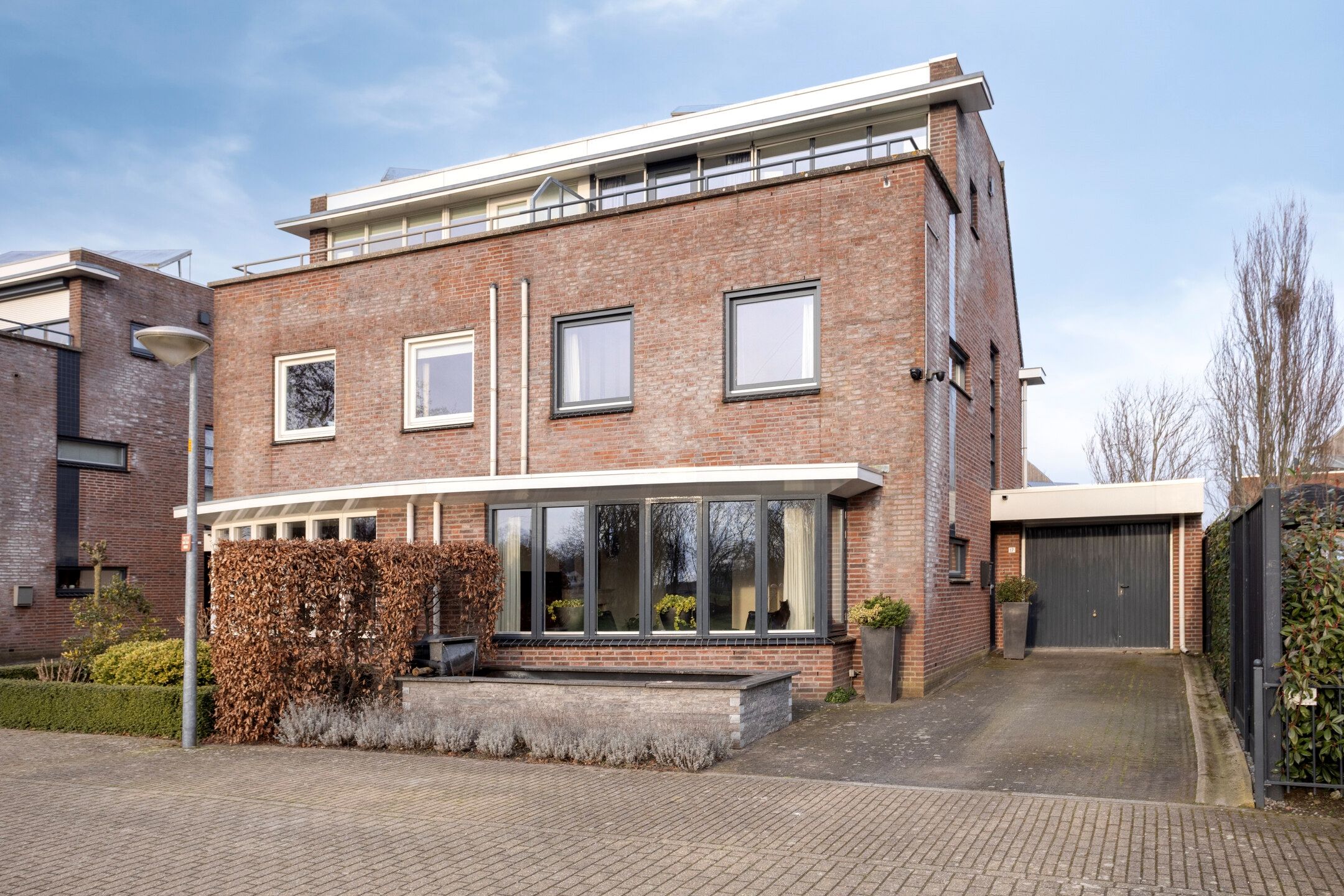 Foto van Ruimoord 17, Zetten