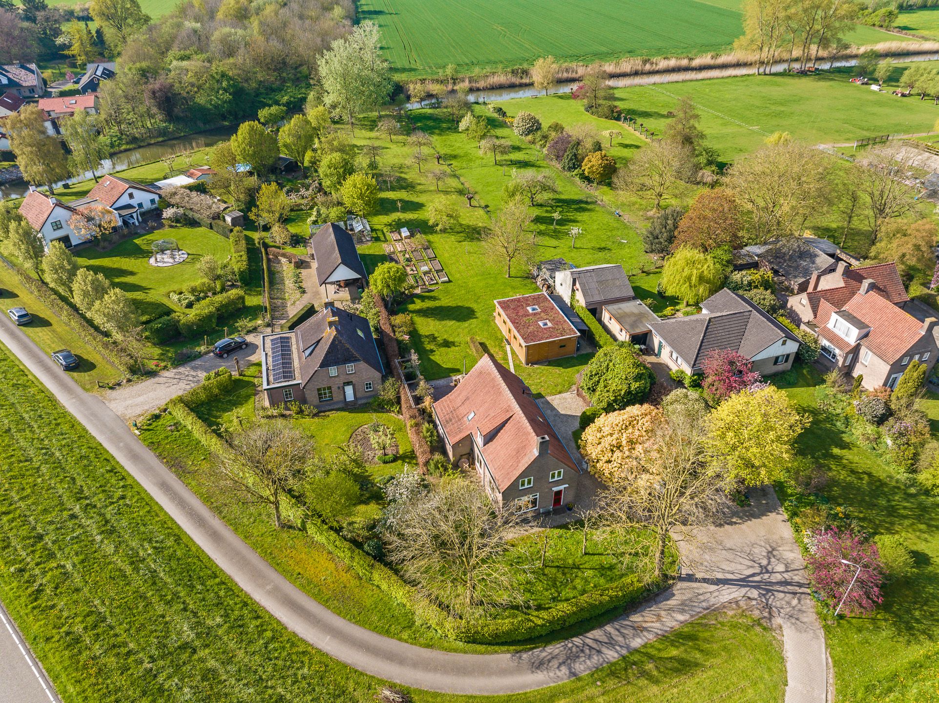 Foto van Rijndijk 9, Doornenburg