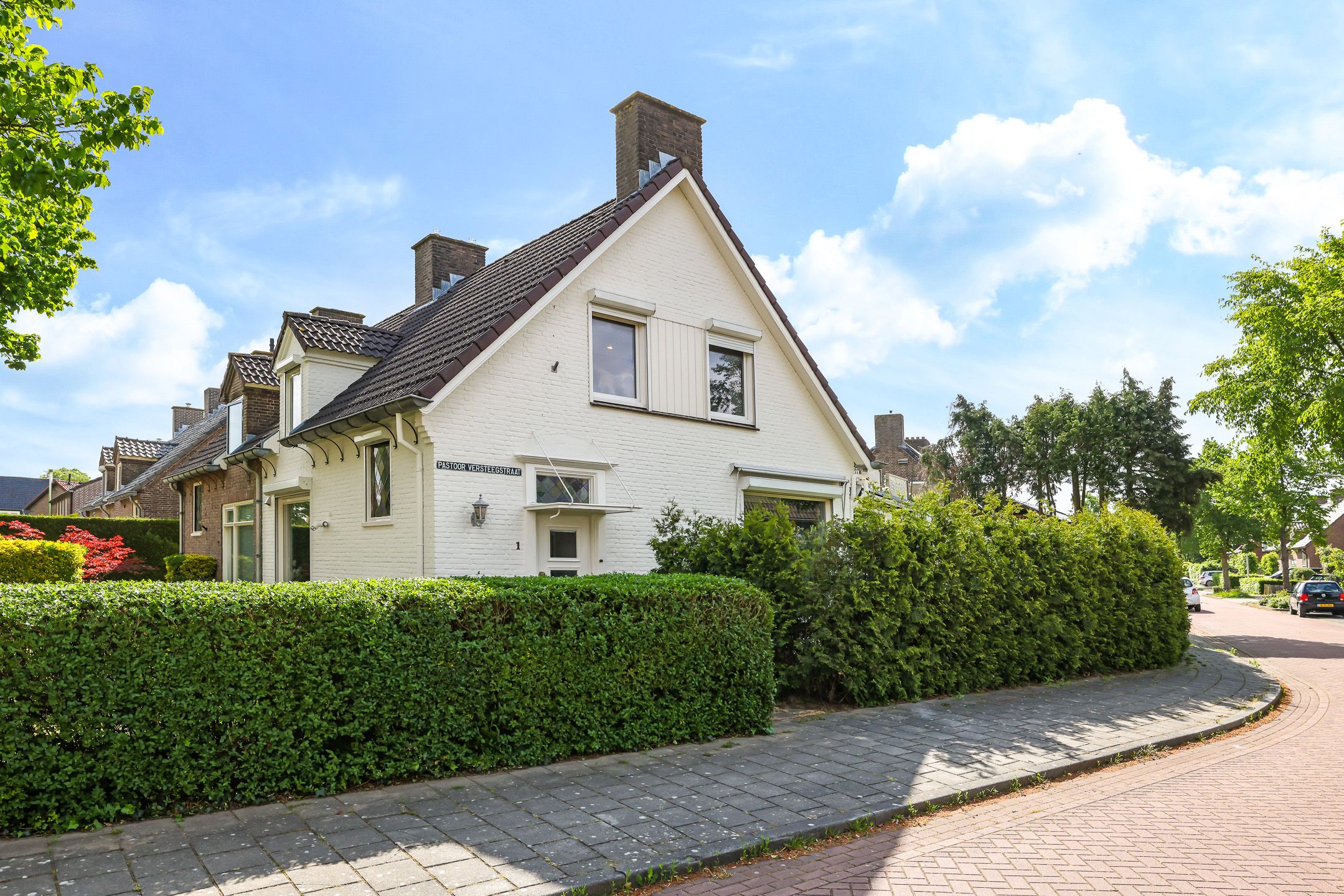 Foto van Pastoor Versteegstraat 1, Angeren