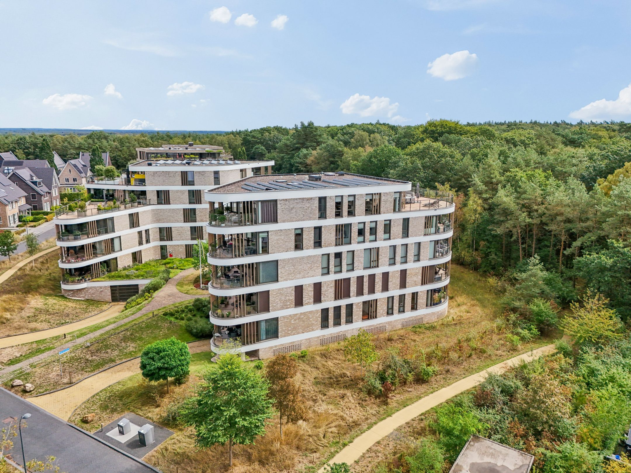 Foto van Elbert Veenendaalhof 28, Ede