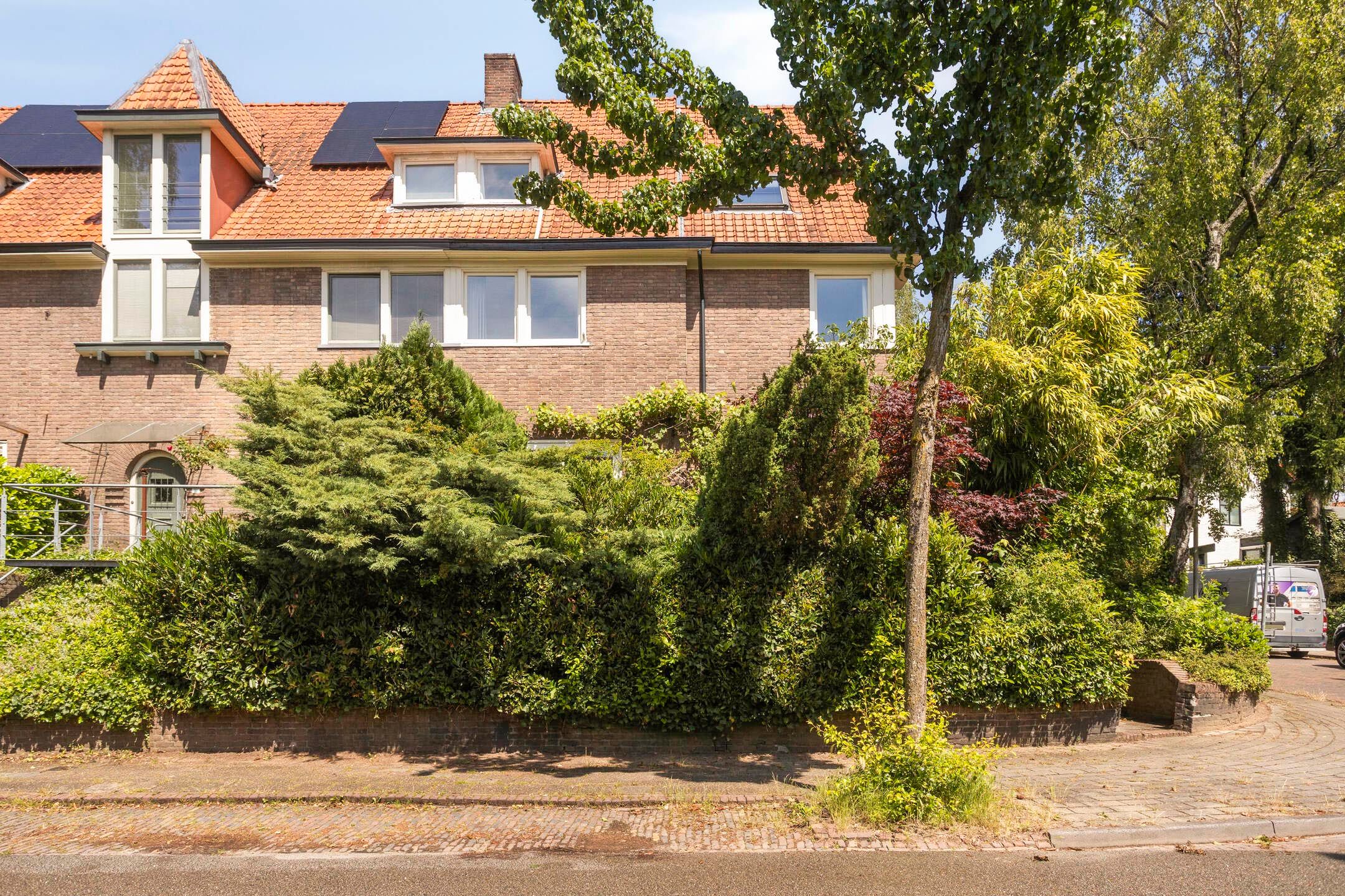 Foto van Albert Cuypstraat 1, Arnhem