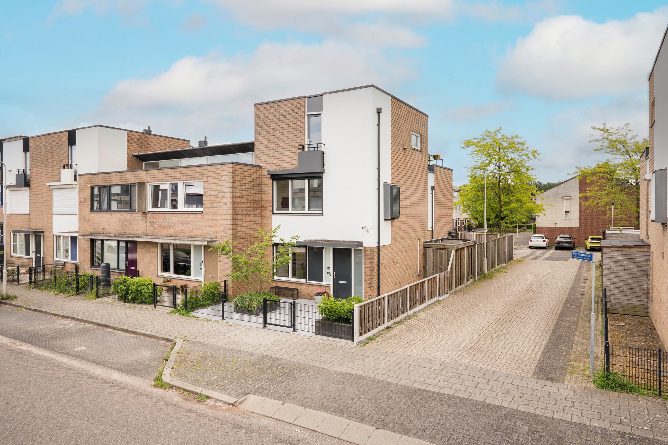 Foto van Albert van Dalsumlaan 35, Arnhem