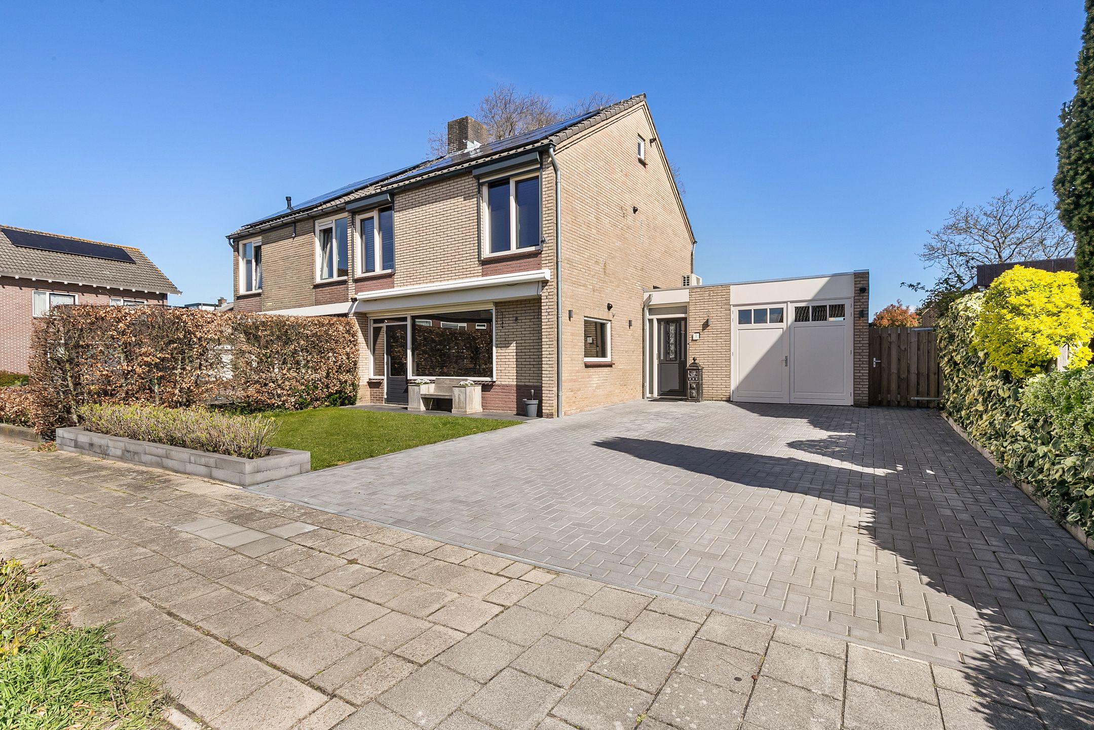 Foto van Hazelaarstraat 1, Huissen