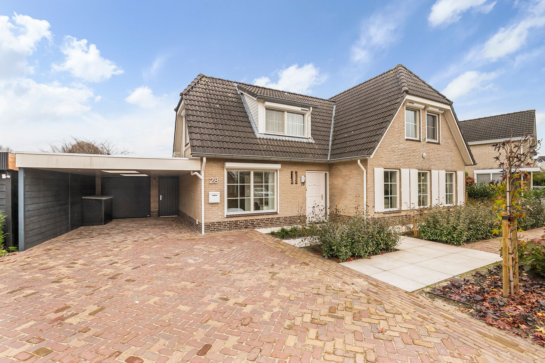Foto van Warmoezerij 28, Huissen