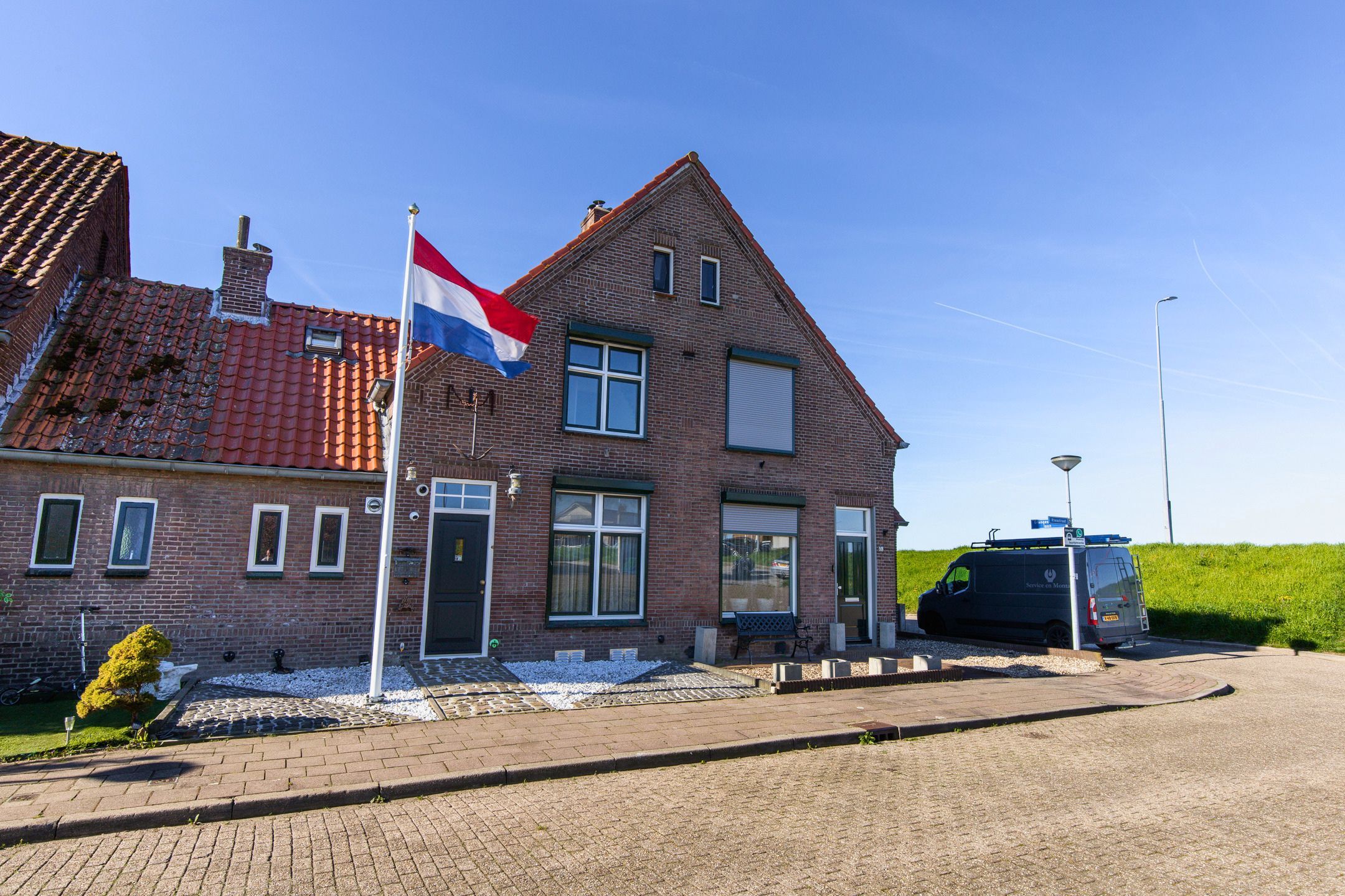 Foto van Rheastraat 11, Tolkamer