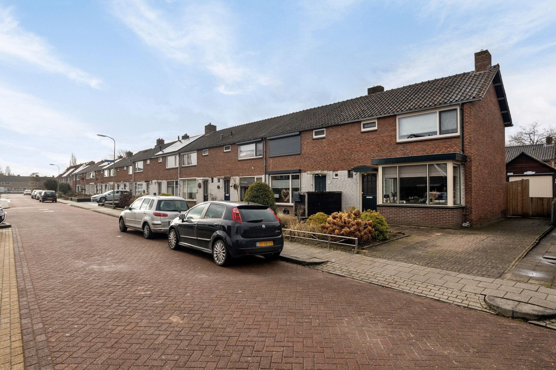 Foto van J.D. van der Waalsstraat 35, Eerbeek