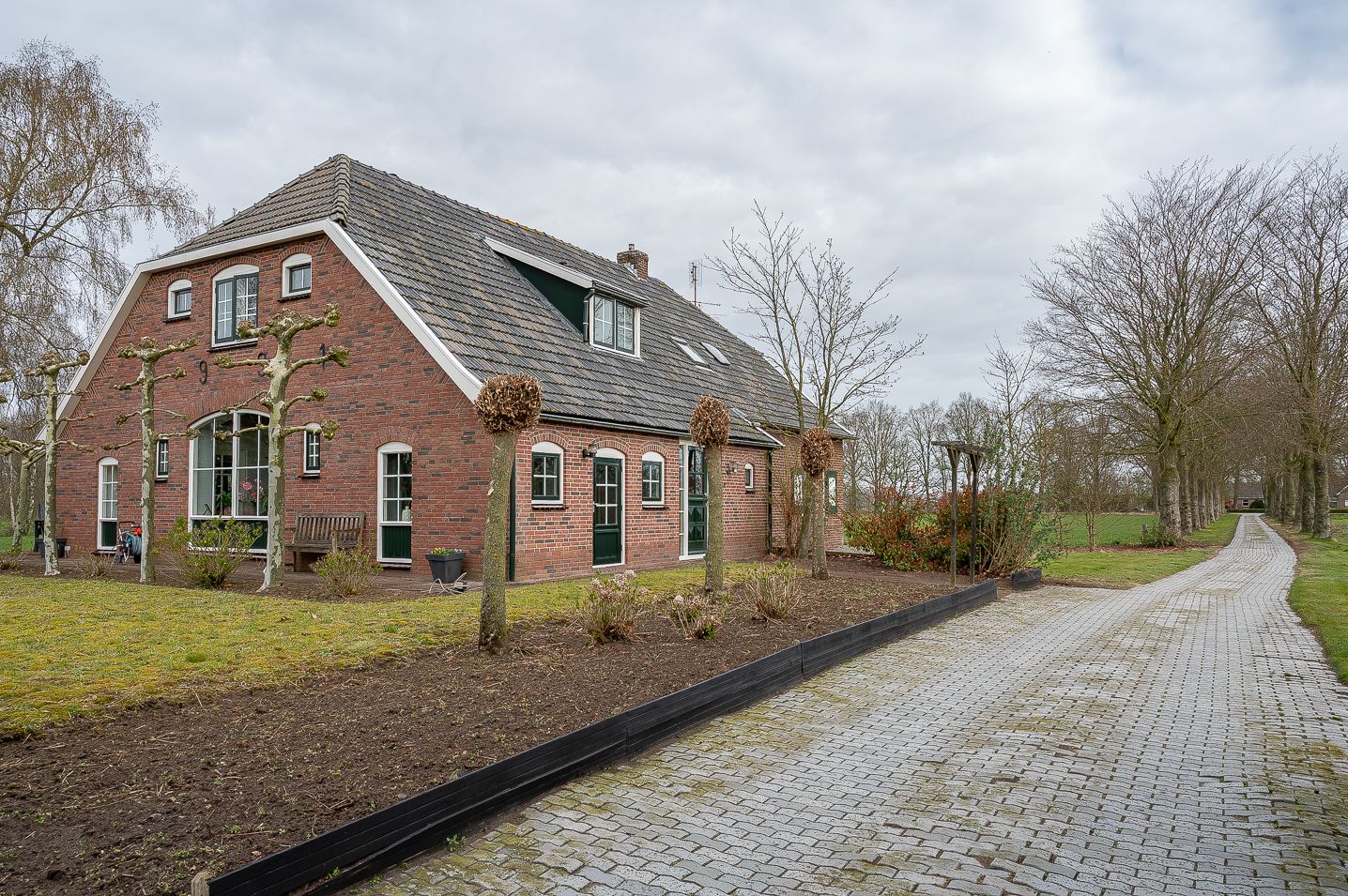 Foto van Petersdijk 8, Halle