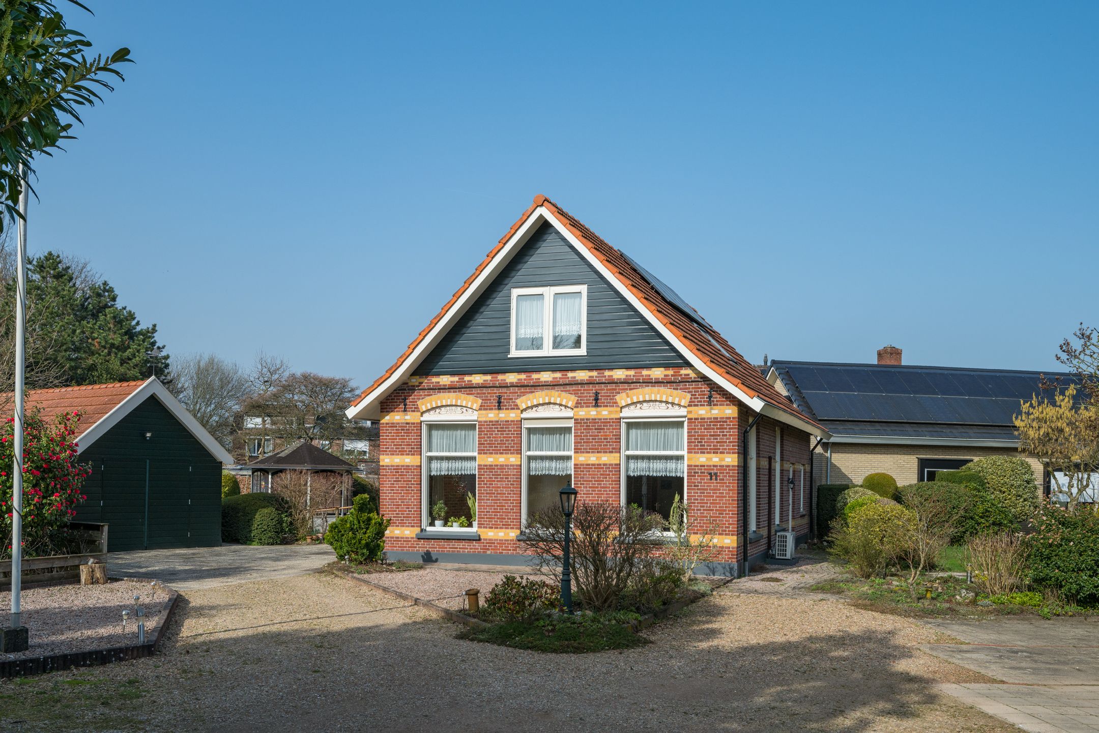 Foto van Max van Damstraat 11, Winterswijk