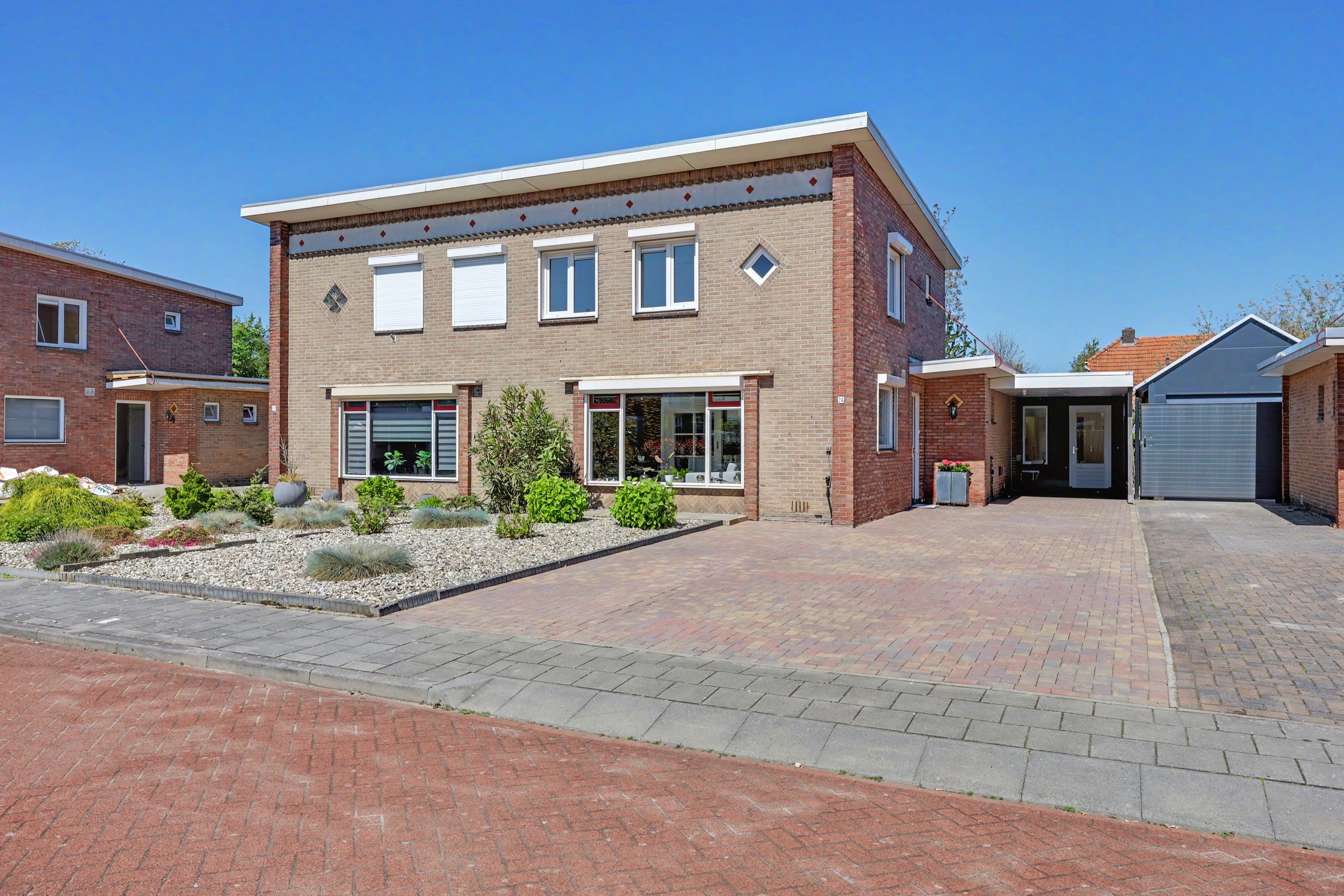 Foto van Bernard van Galenstraat 24, Groenlo