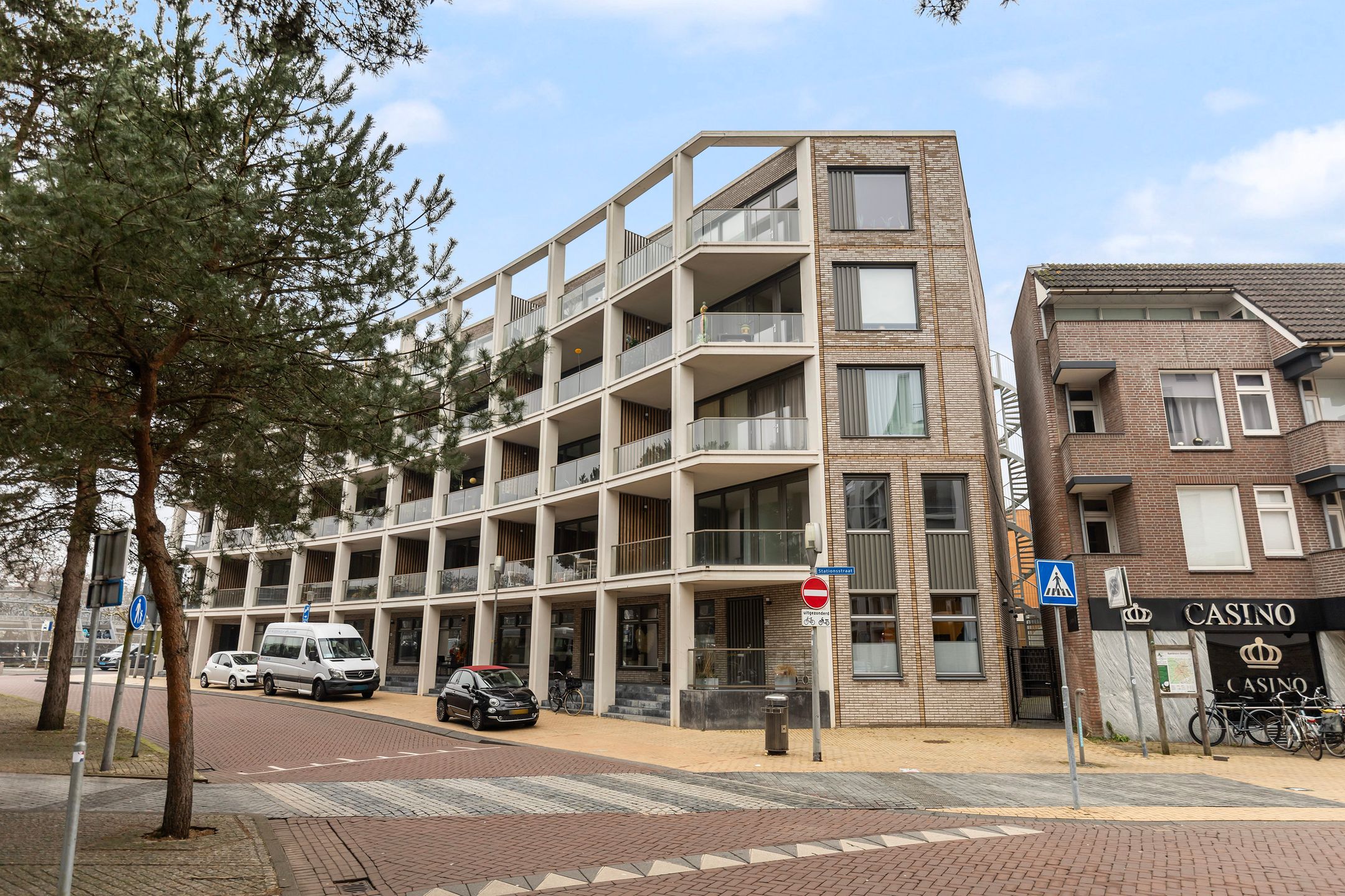 Foto van Stationsplein 25, Apeldoorn