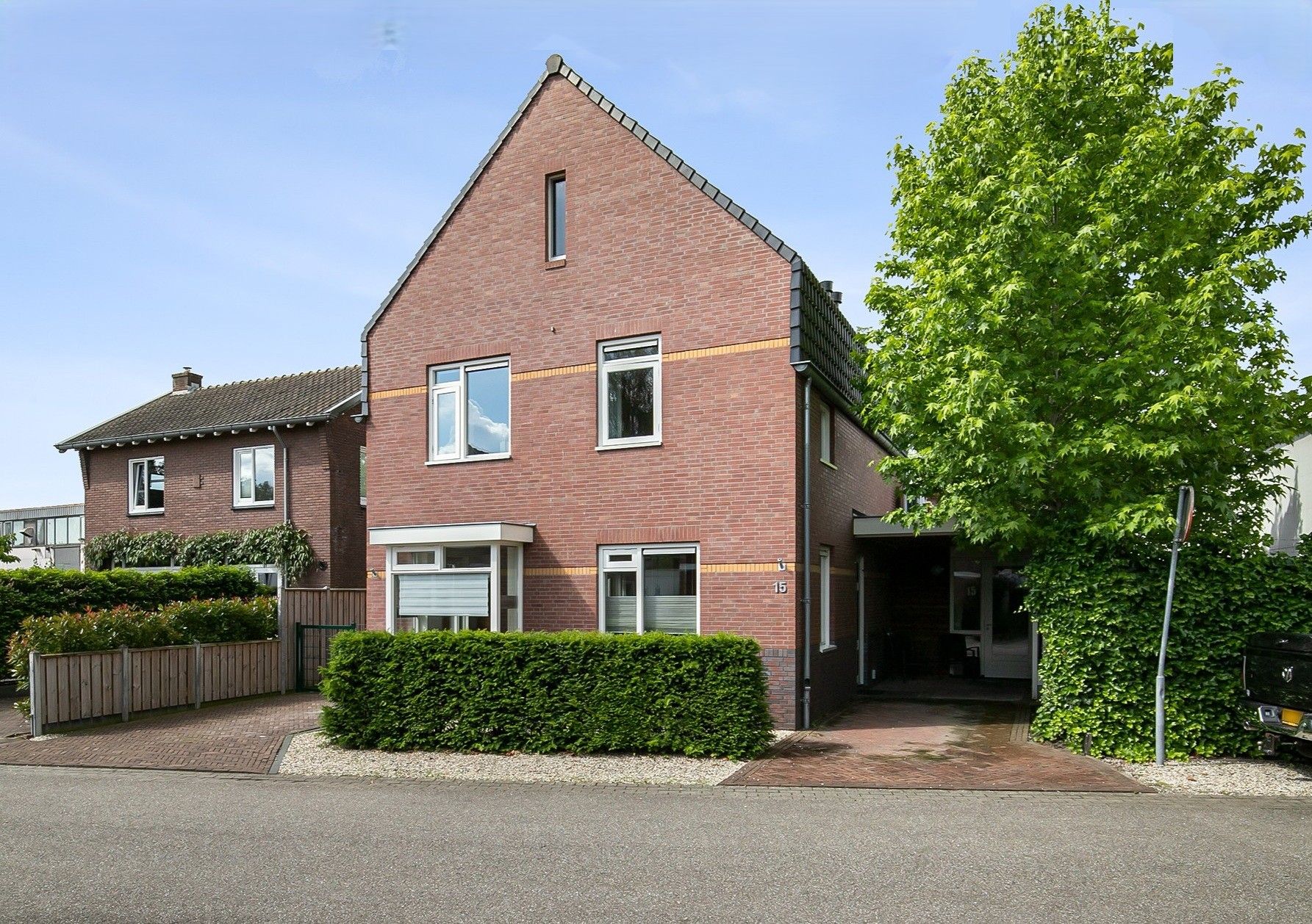 Foto van Veldhuisstraat 15, Apeldoorn