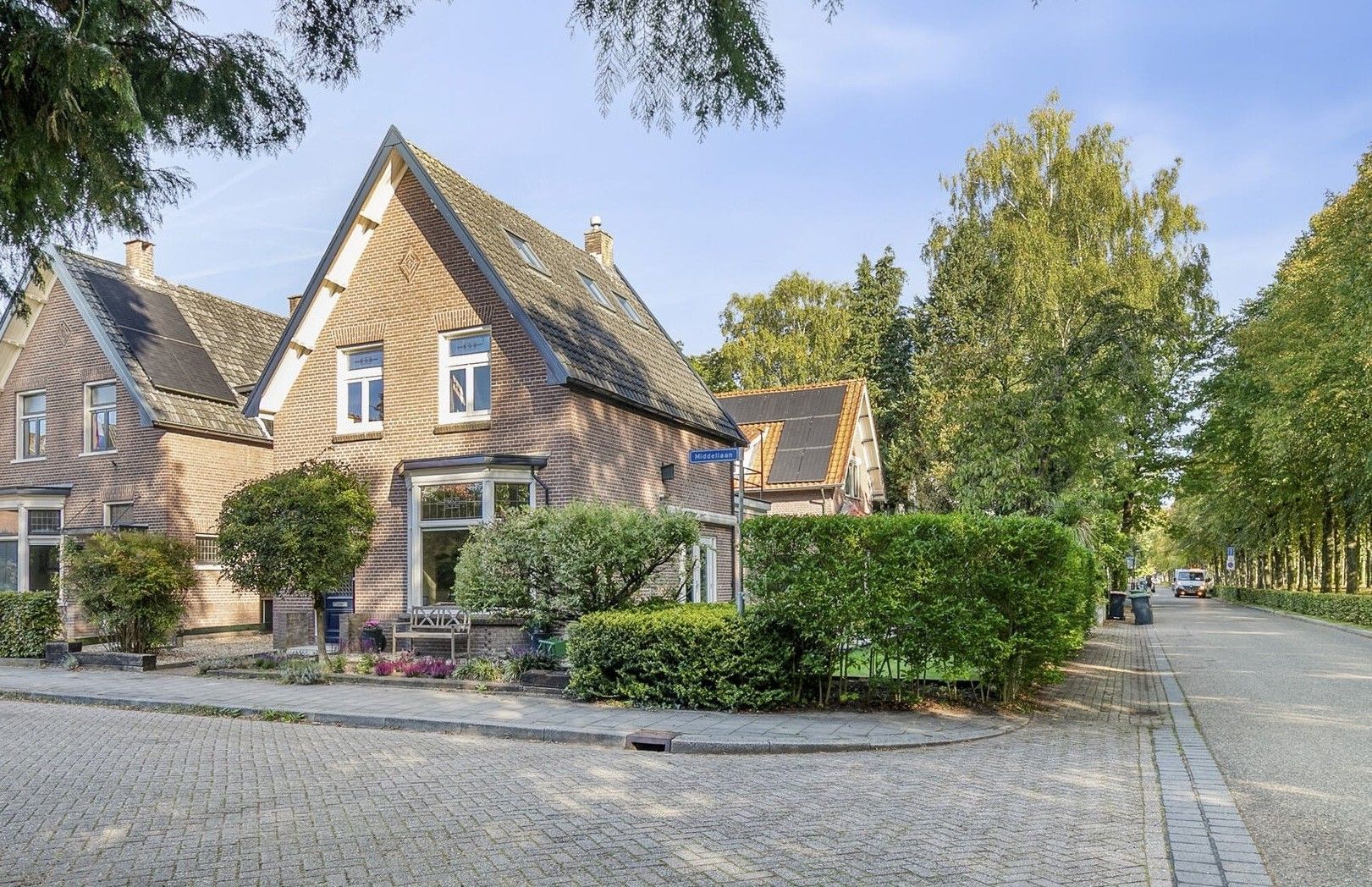 Foto van Middellaan 2, Apeldoorn