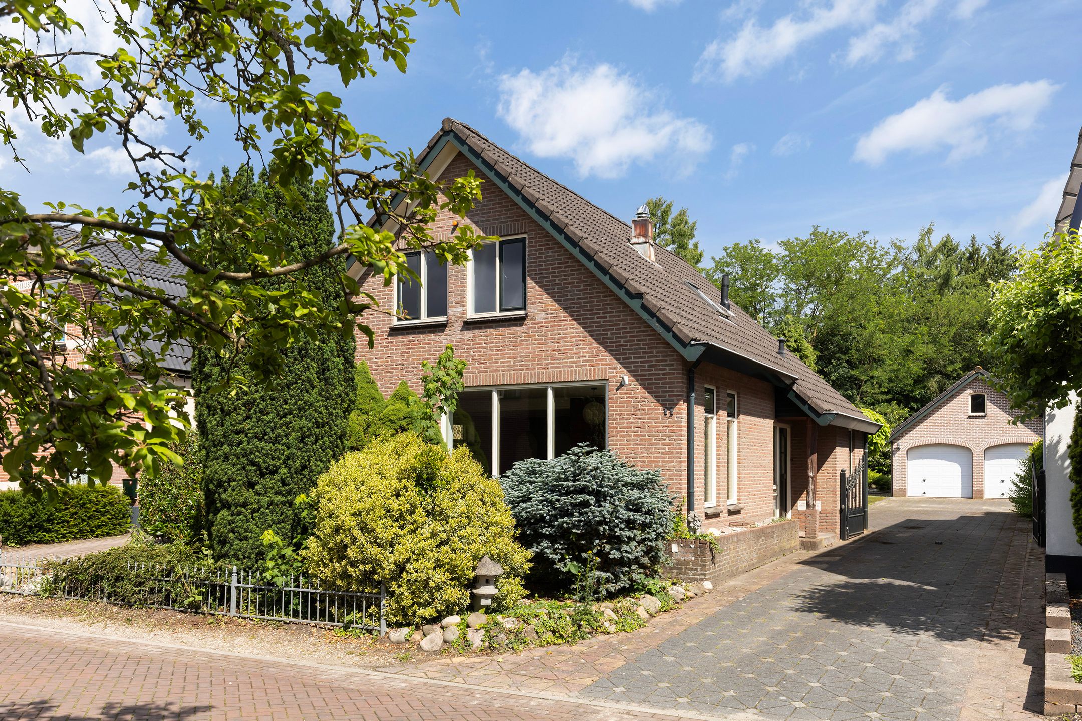 Foto van Stolberglaan 11, Apeldoorn