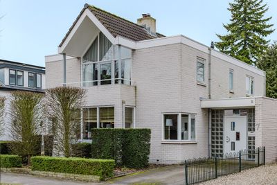 Foto van Jhr. Mr. G.W. Molleruslaan 7, Apeldoorn