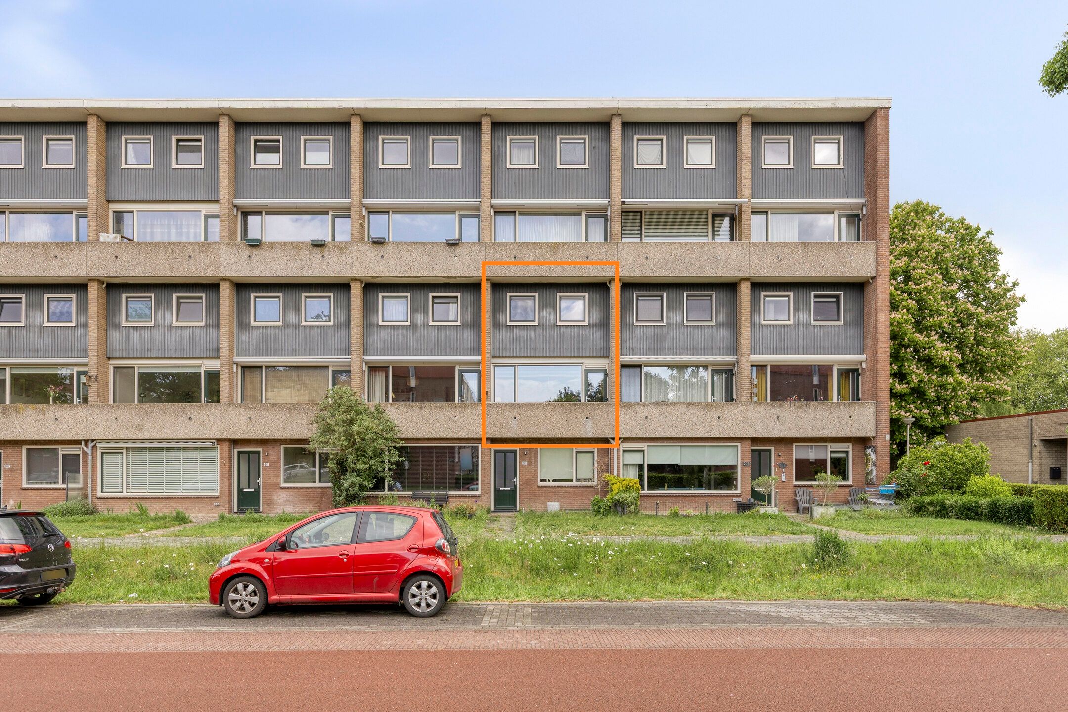 Foto van Karel de Grotelaan 301, Deventer