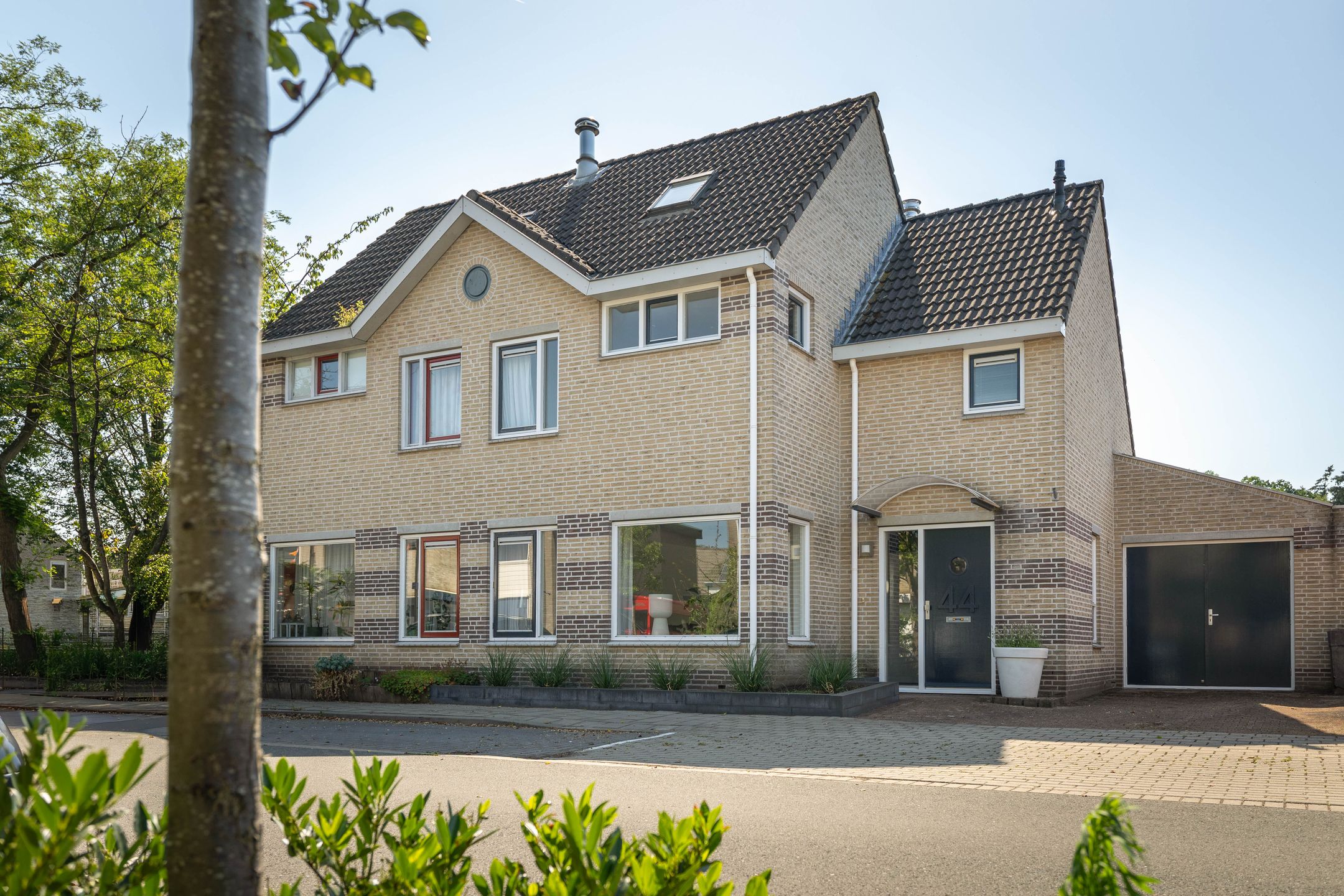 Foto van Bronsinklaan 44, Deventer