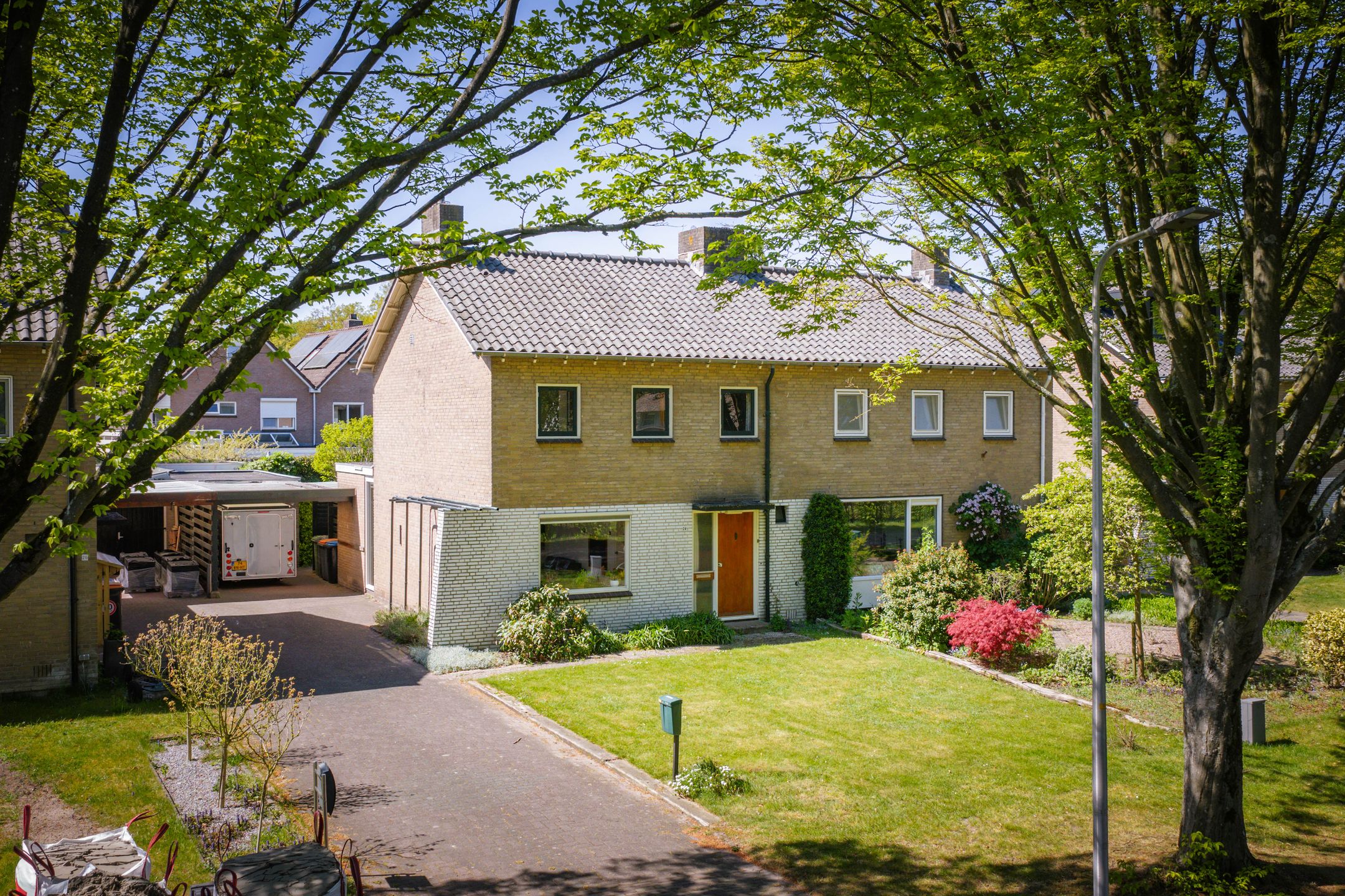 Foto van Burg. Arriënsweg 24, Diepenveen
