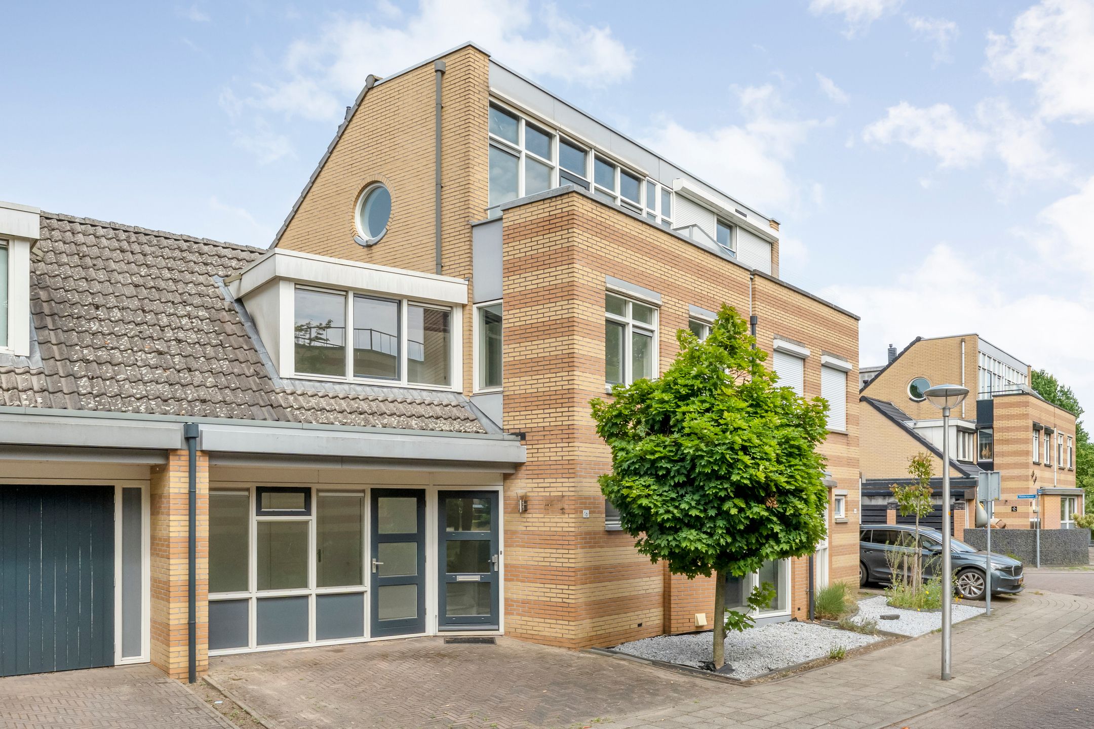 Foto van Ridderspoor 16, Haaksbergen