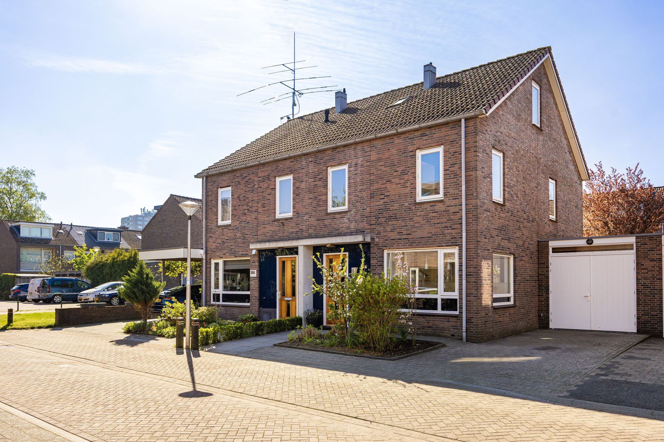 Foto van P.A. van Deldenstraat 184, Enschede