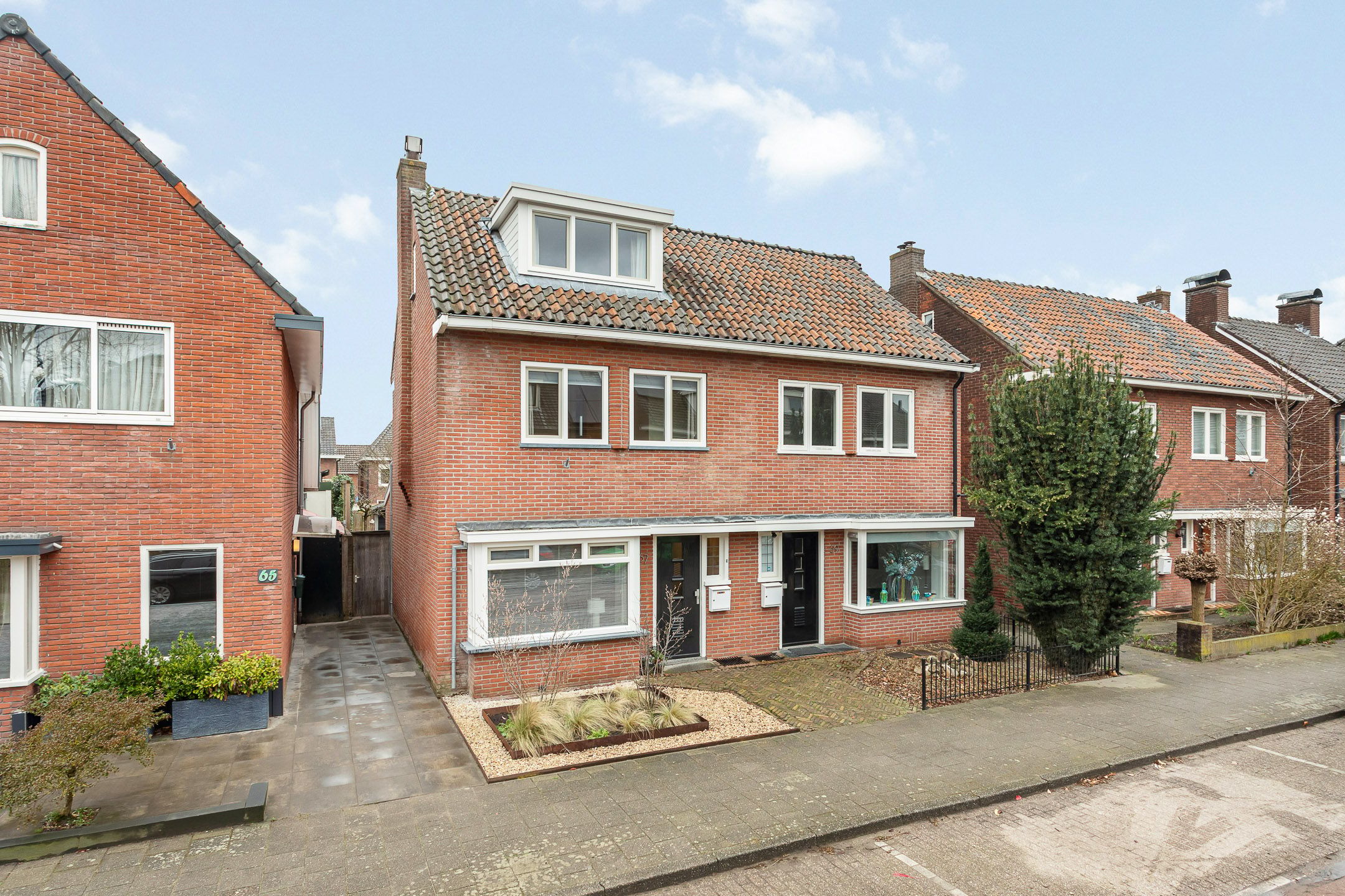 Foto van Dahliastraat 67, Enschede
