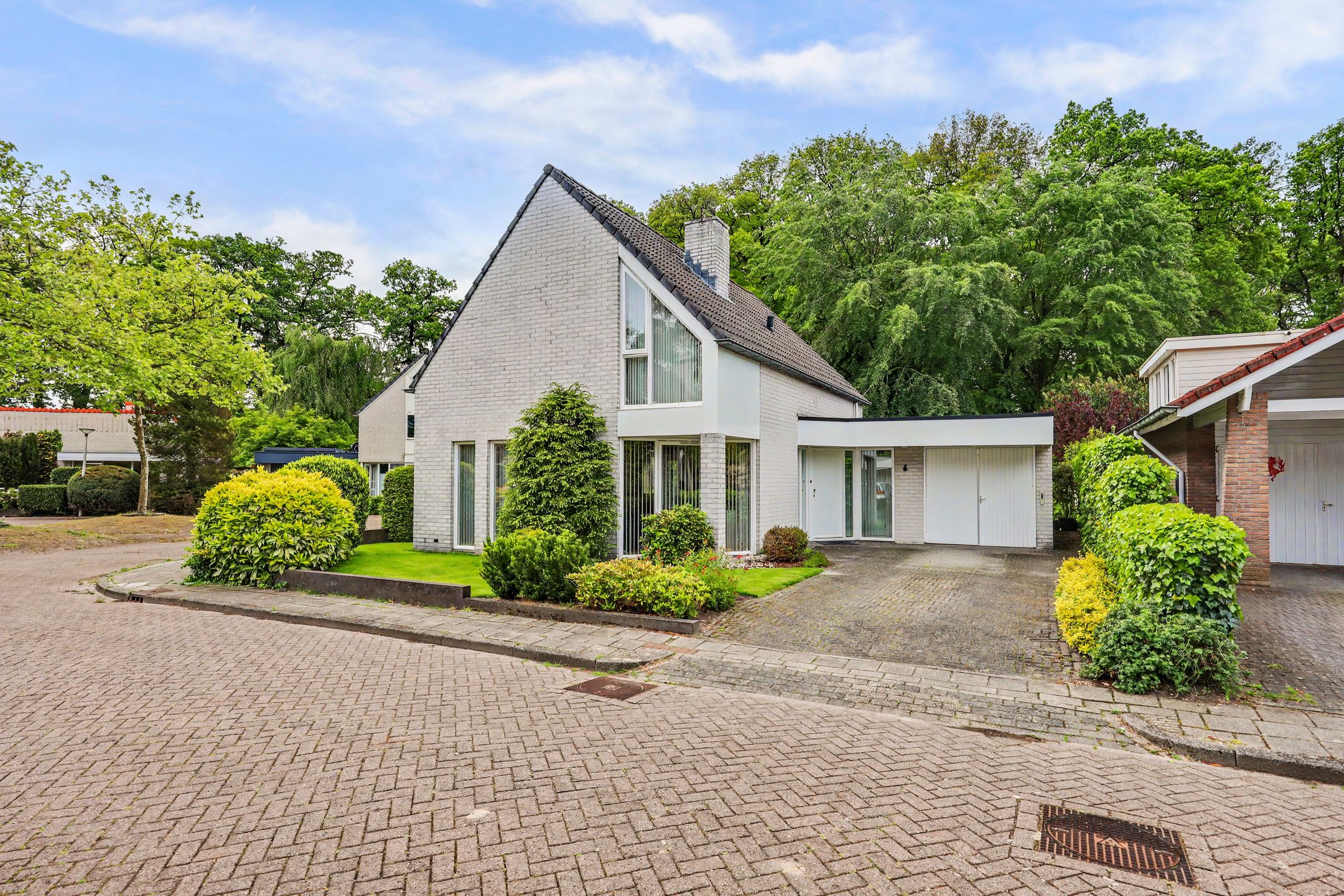 Foto van Gezina van der Molenlanden 6, Enschede