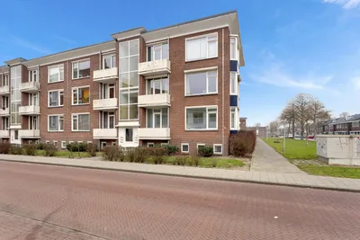 Foto van J.H.W. Robersstraat 111, Enschede