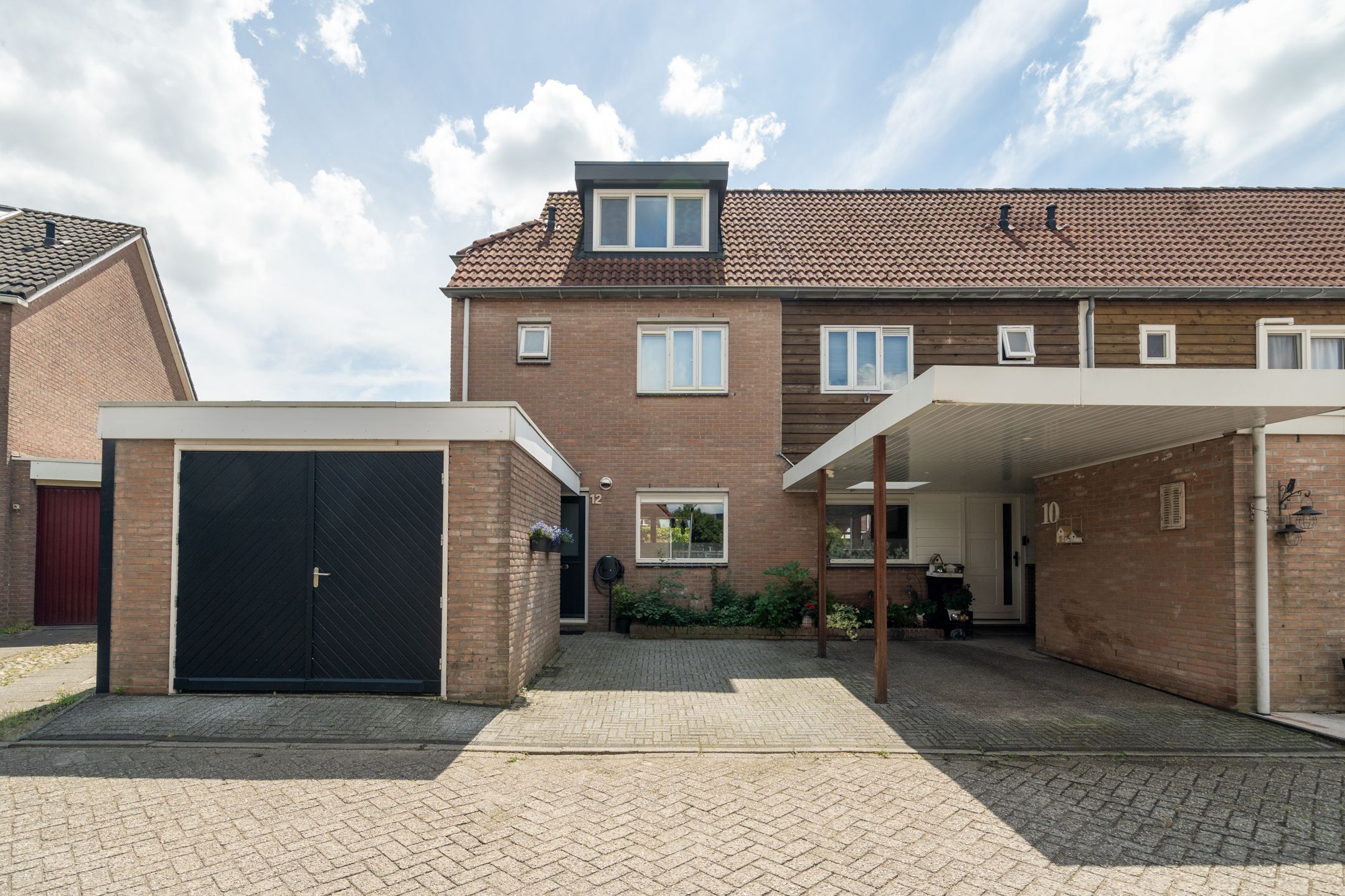 Foto van Huttensmidhoek 12, Enschede