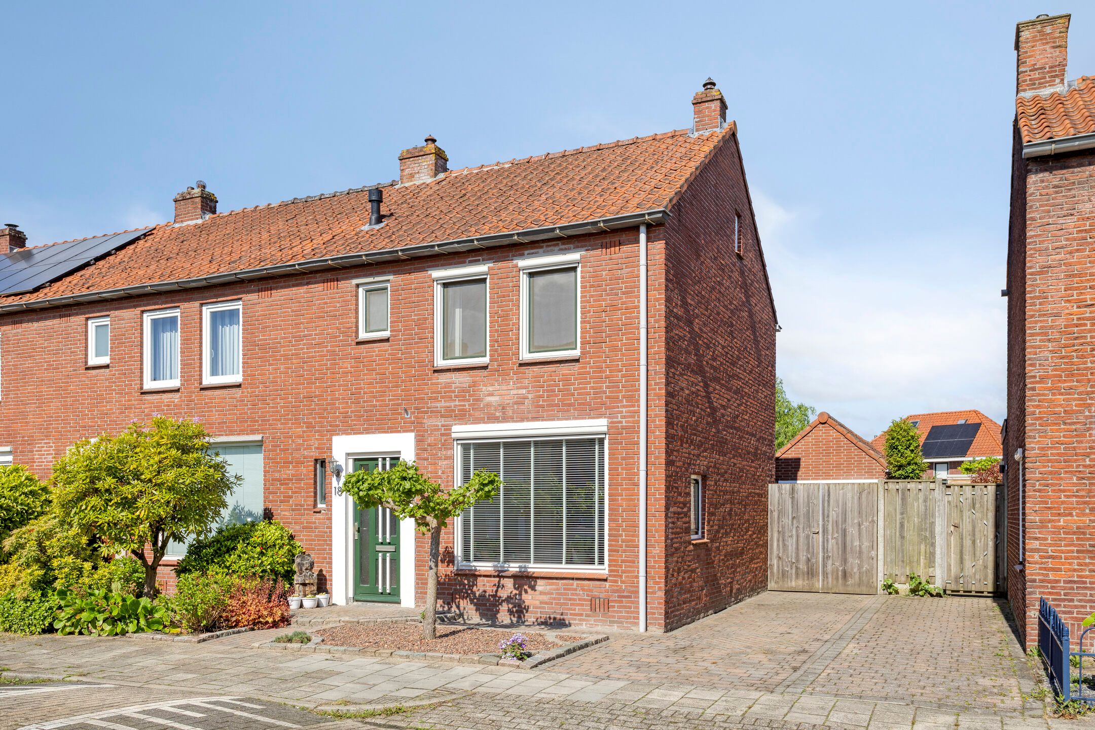 Foto van Gezinastraat 18, Hengelo (OV)