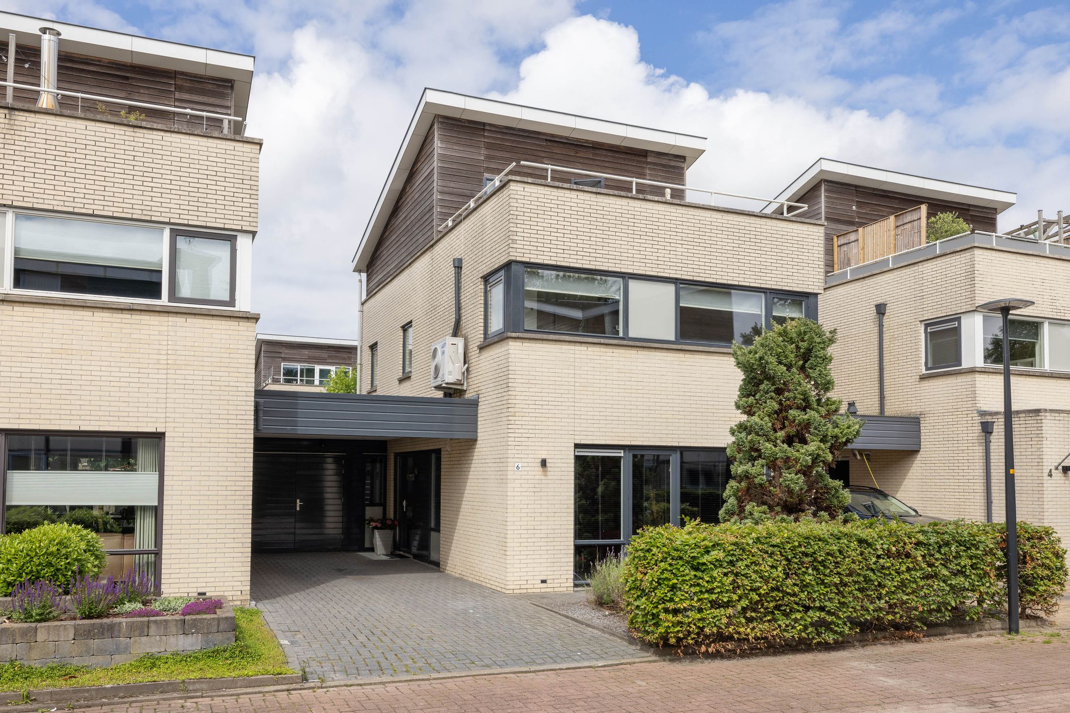 Foto van Luciastraat 6, Hengelo (OV)