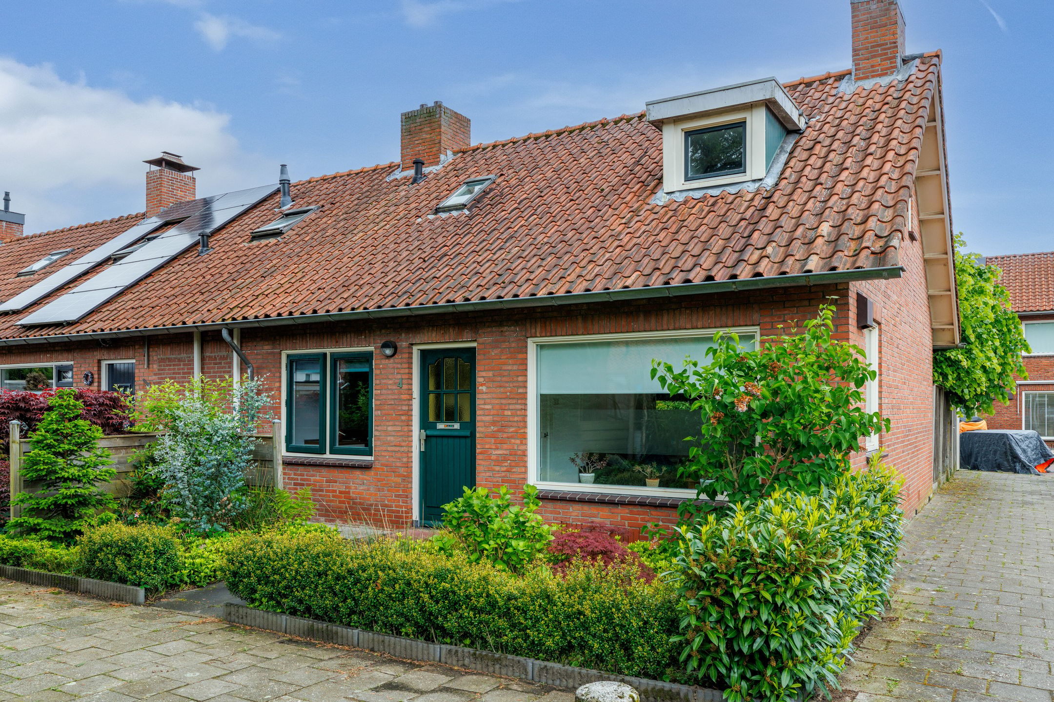 Foto van Adelaarstraat 4, Oldenzaal
