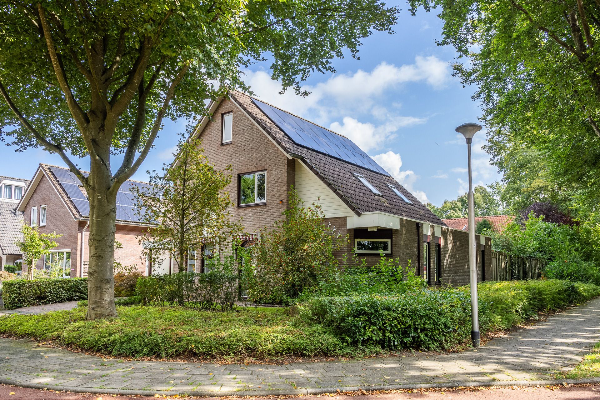 Foto van Rhodoslaan 2, Oldenzaal