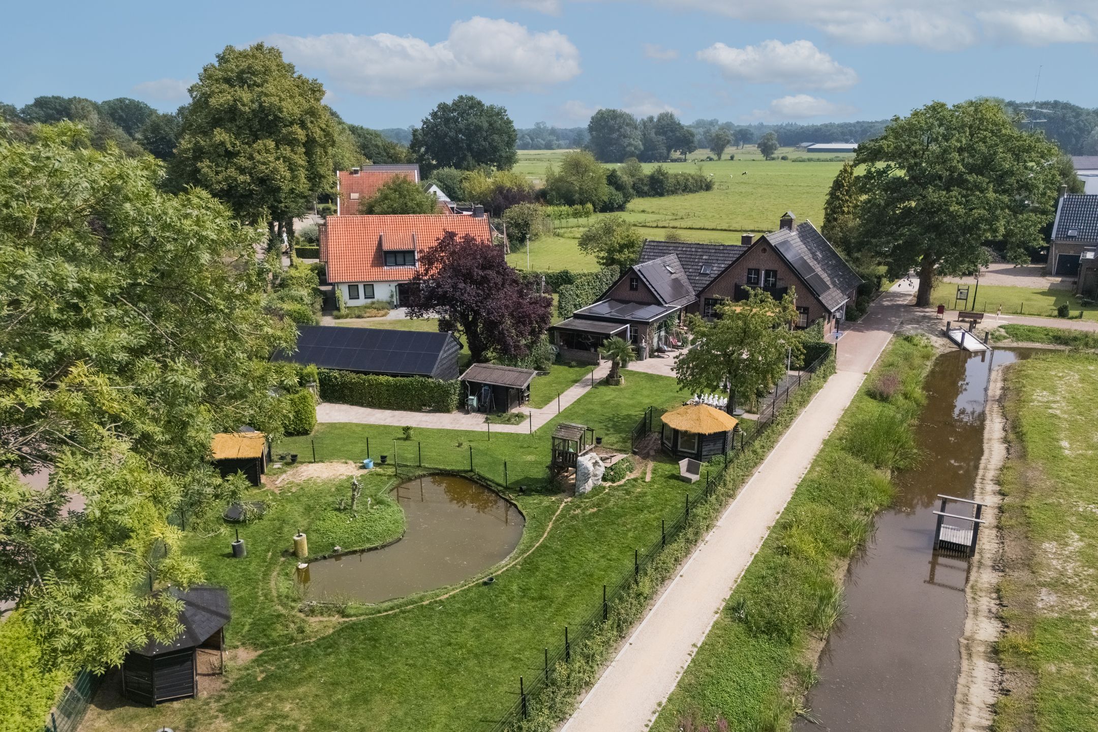 Foto van Paasdijk 1, Losser
