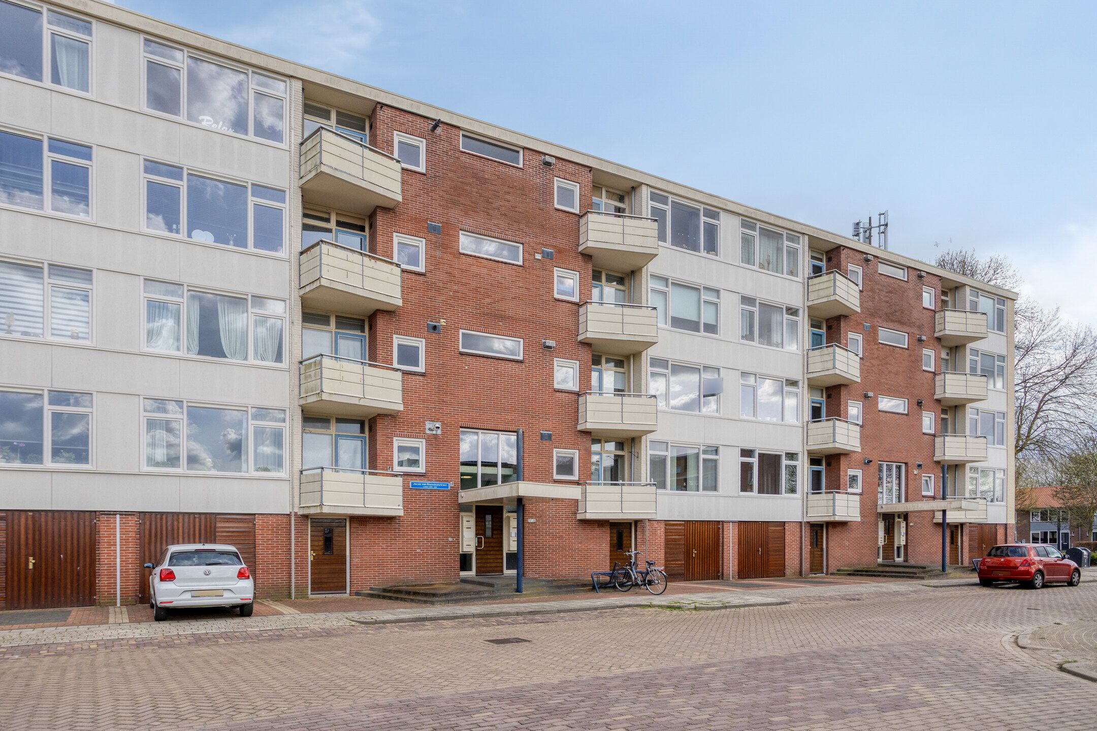 Foto van Jacob van Ruysdaelstraat 78, Almelo