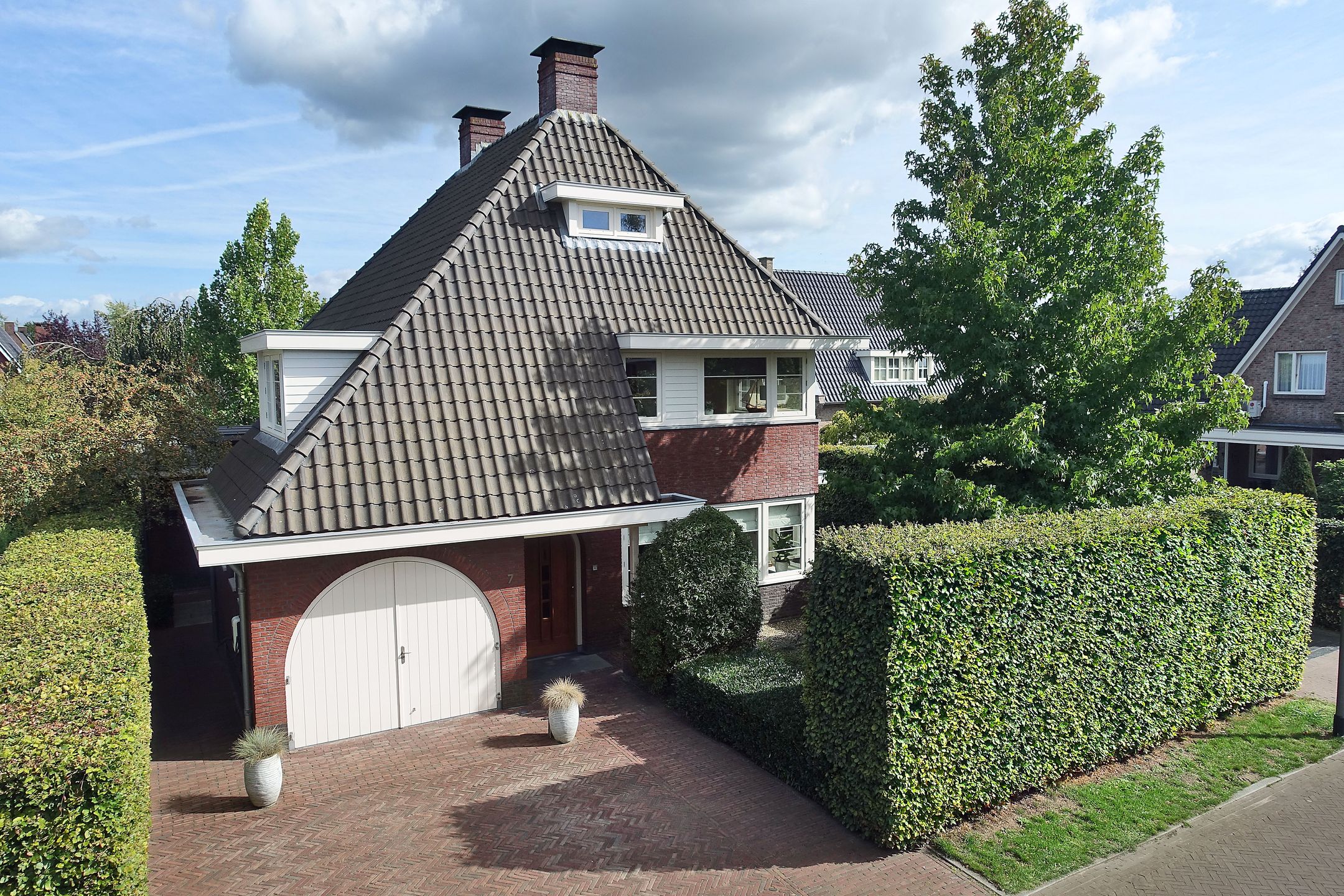 Foto van Roosjespeer 7, Borne