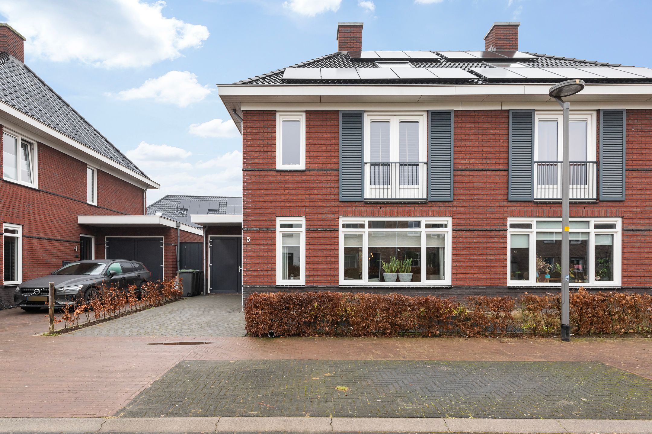 Foto van Kolk 5, Borne