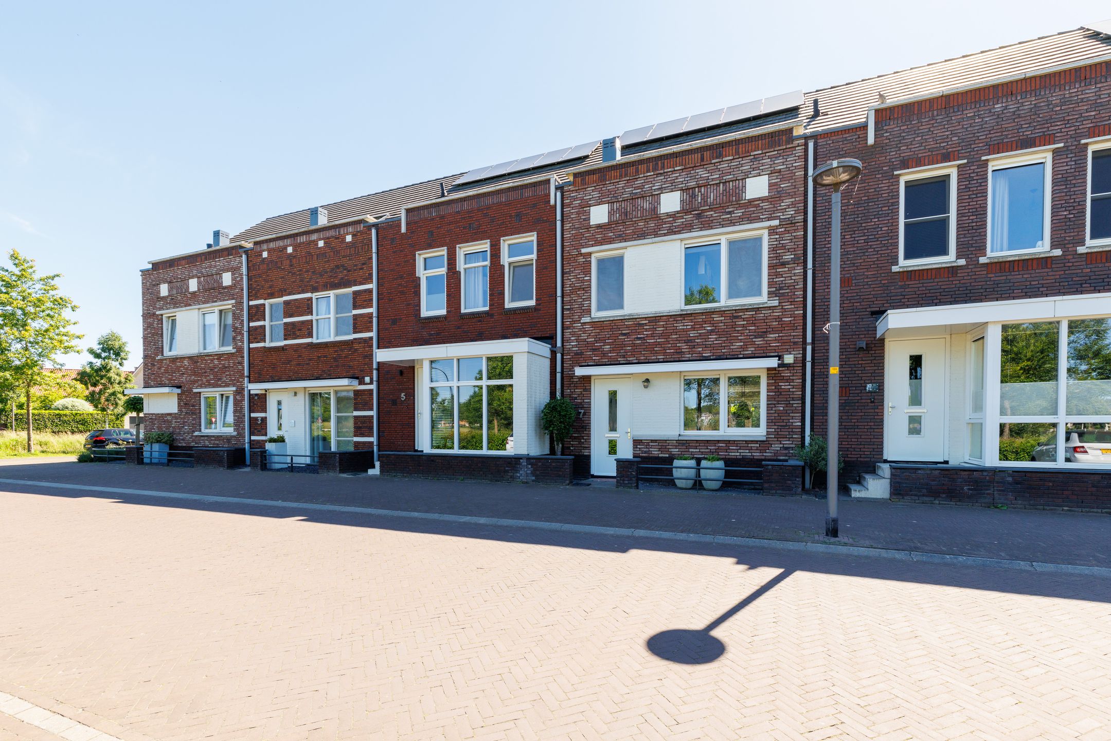 Foto van Oeverlaan 7, Borne