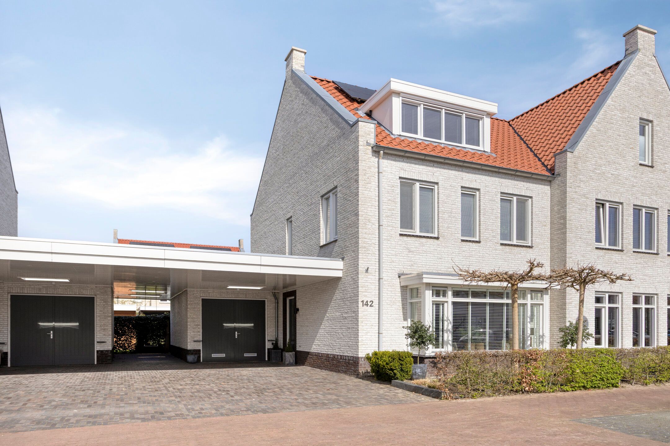 Foto van Lover 142, Borne