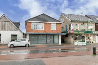 Foto van Hammerstraat 38, Vroomshoop Winkelruimte