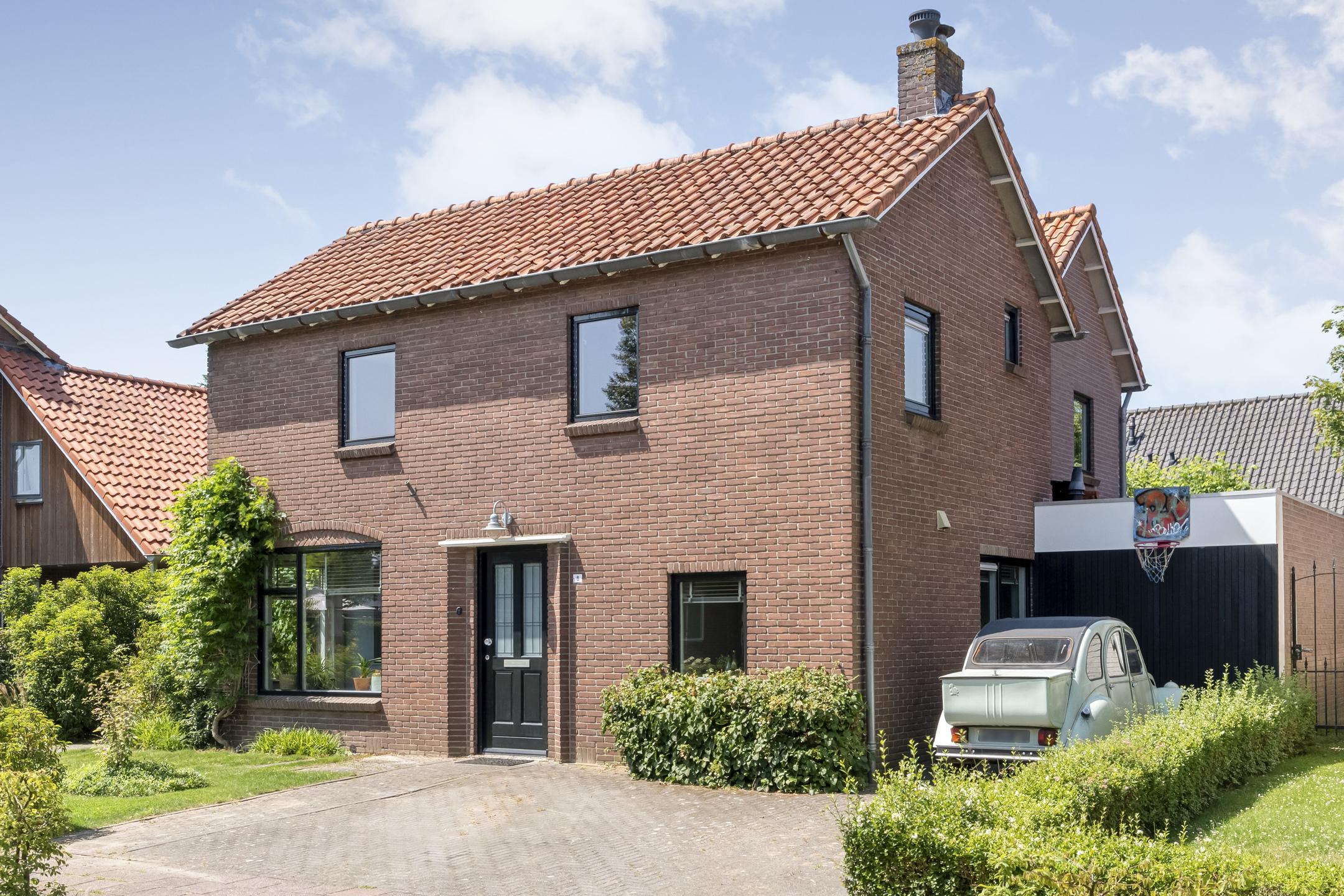 Foto van Prins Bernhardstraat 8, Dalfsen