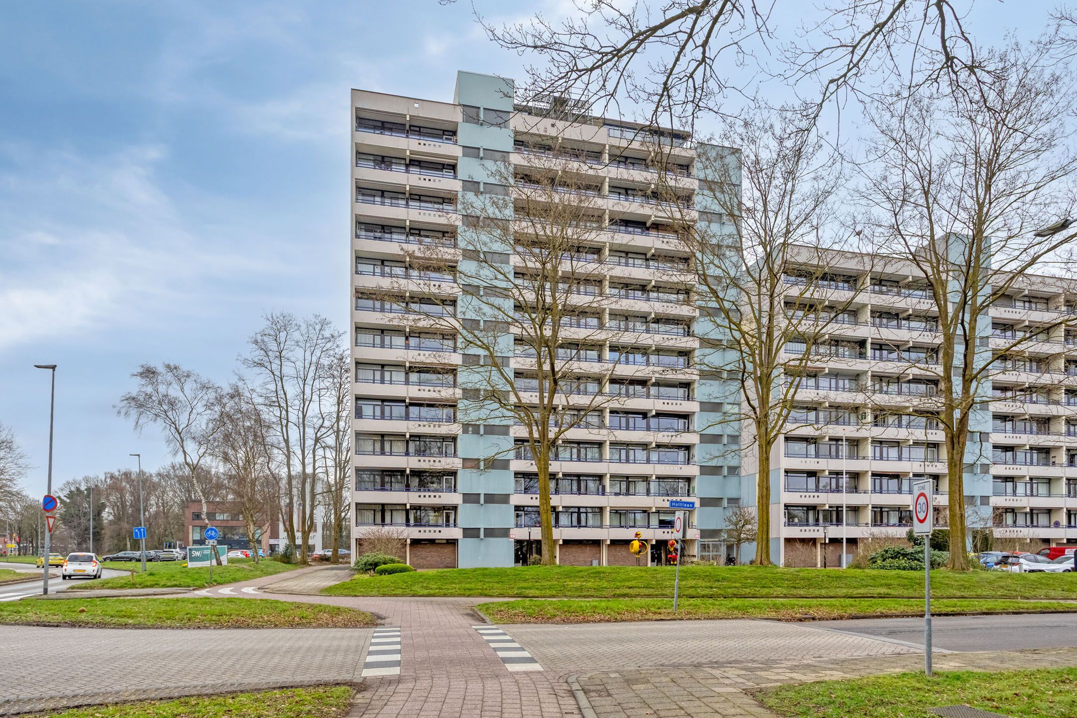Foto van Holtlaan 1, Emmen