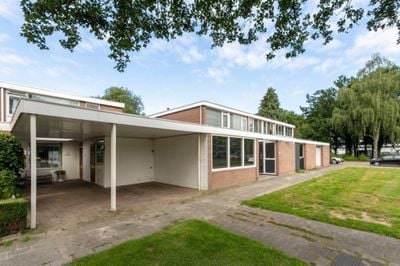 Foto van Holtlaan 8, Emmen Woonhuis