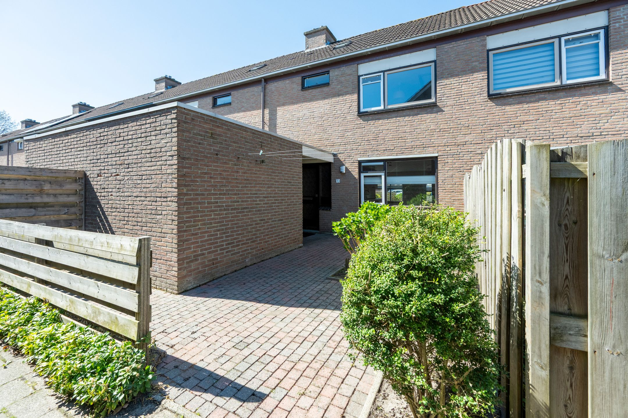 Foto van Slechtvalk 73, Emmen